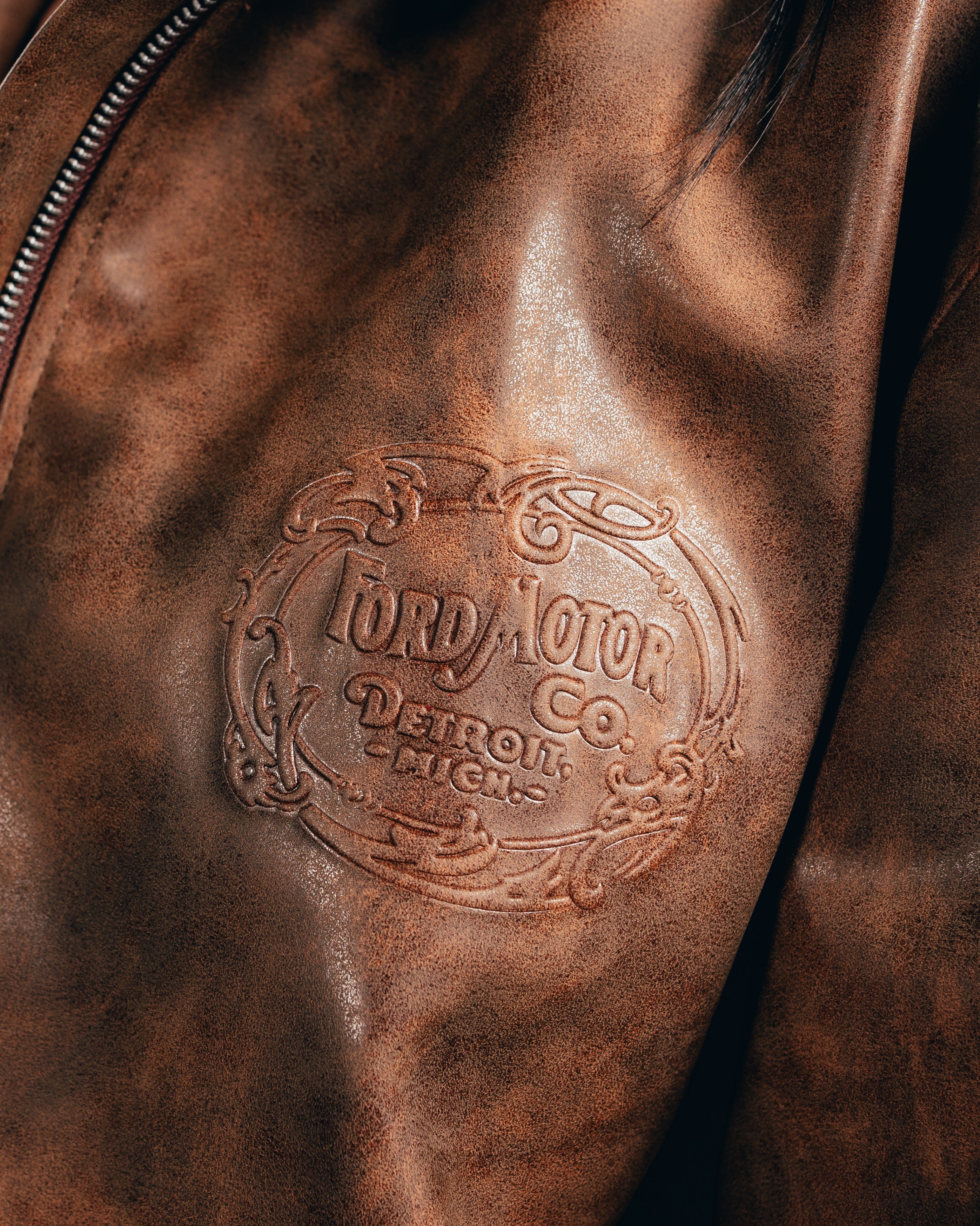 CAMPERA ECO-CUERO [ FORD ] RETRO