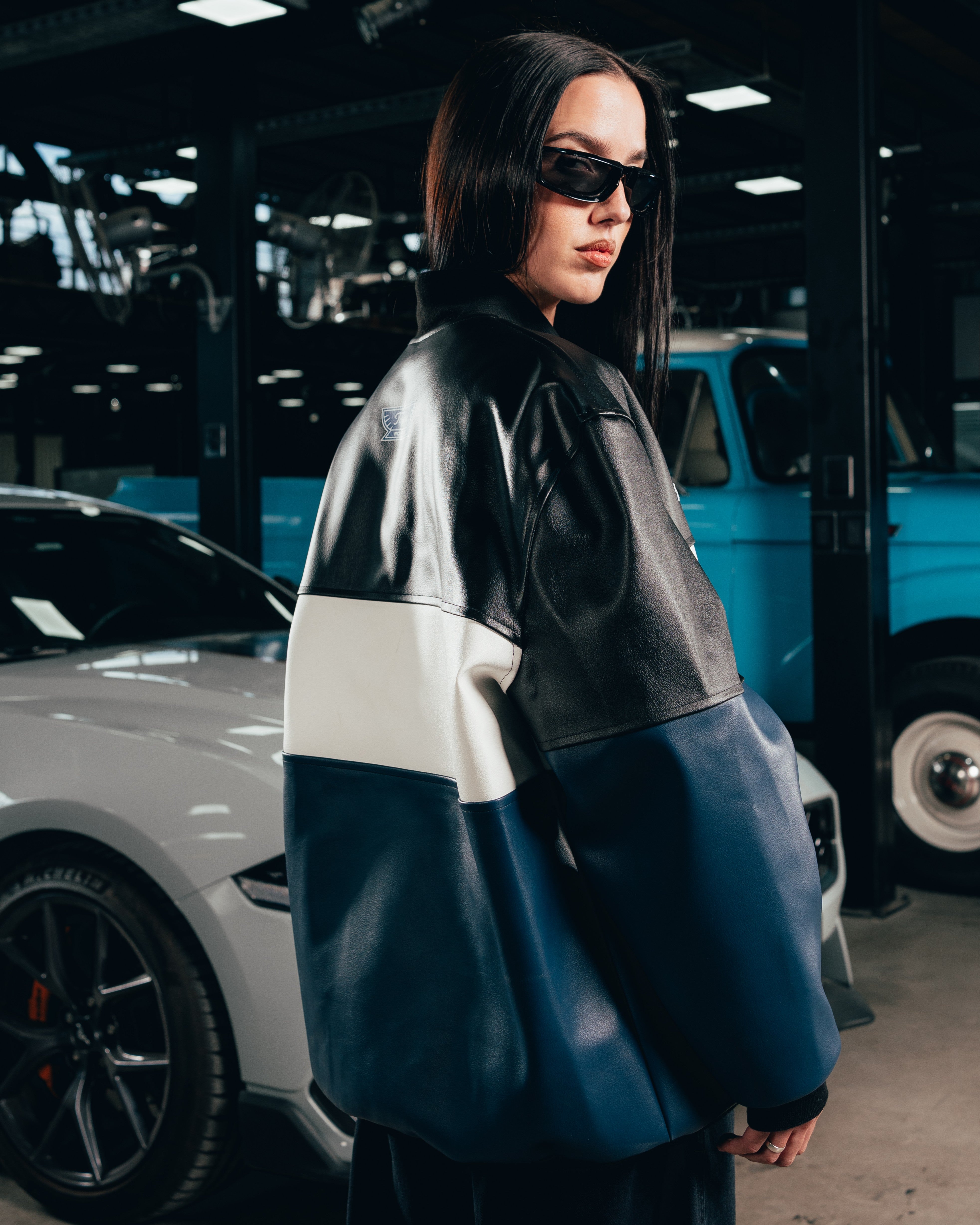 CAMPERA ECO-CUERO [ FORD ] CLASSIC COLORS