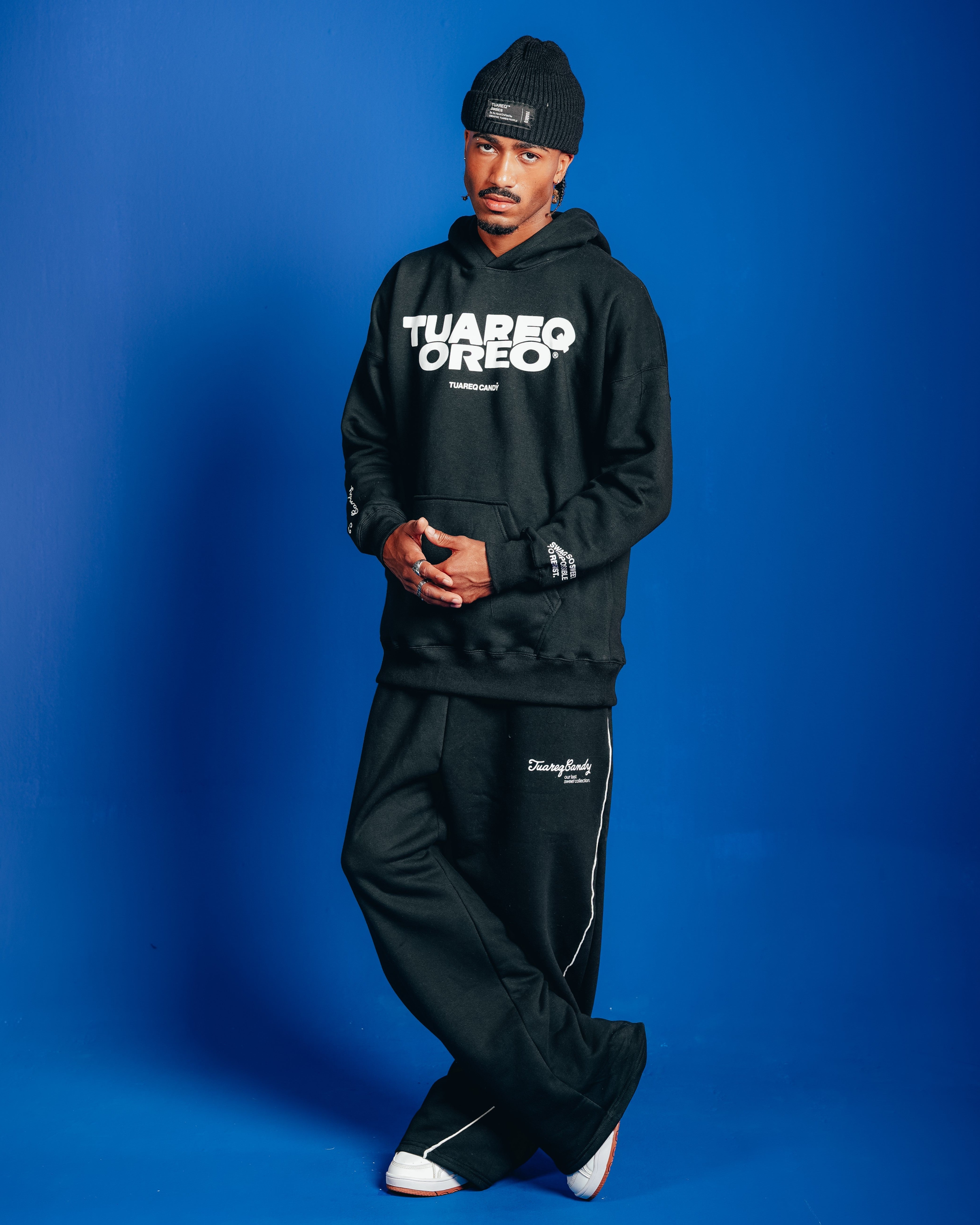HOODIE PESADO CANDY [ OREO ] SIMPLE BLACK