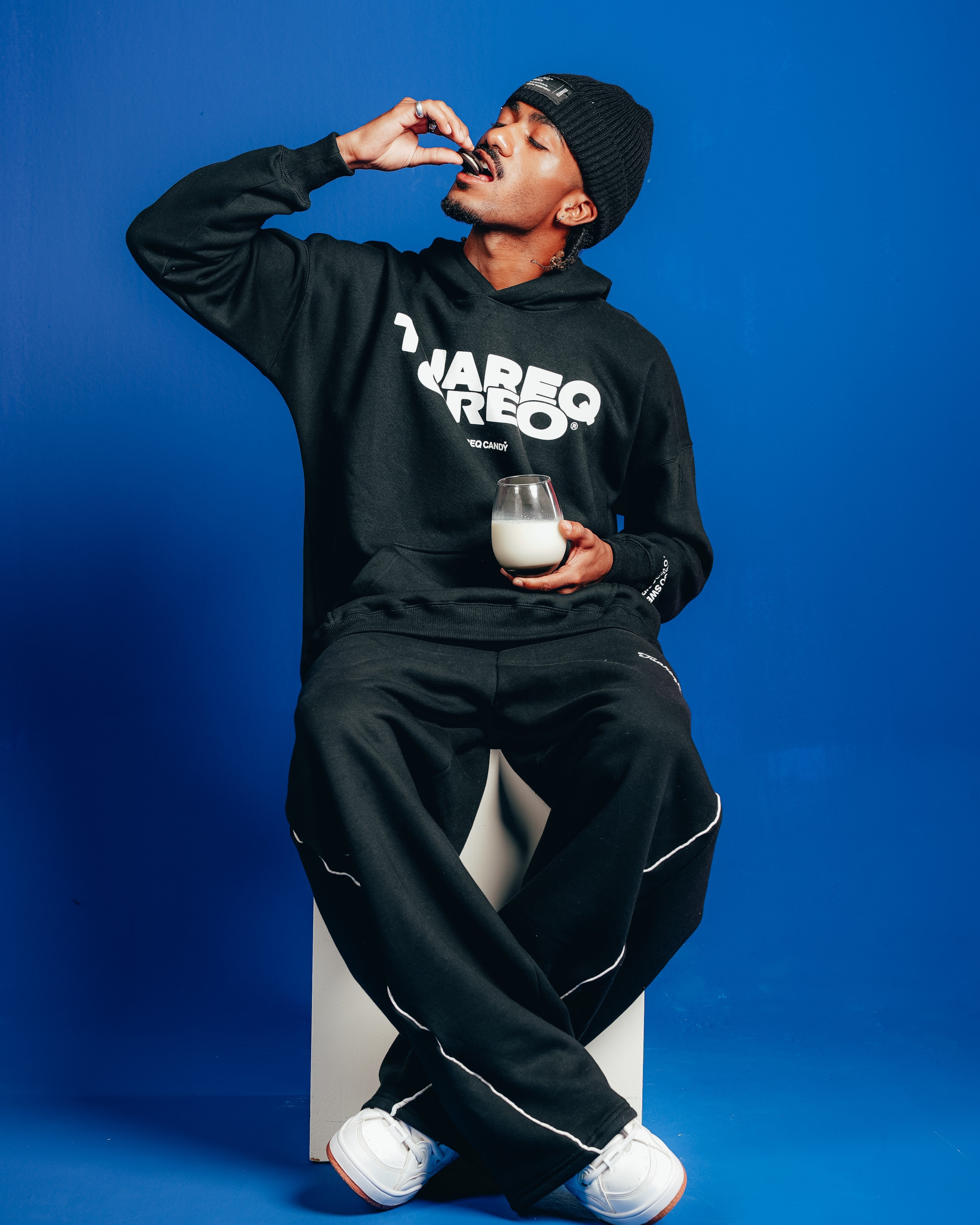 HOODIE PESADO CANDY [ OREO ] SIMPLE BLACK