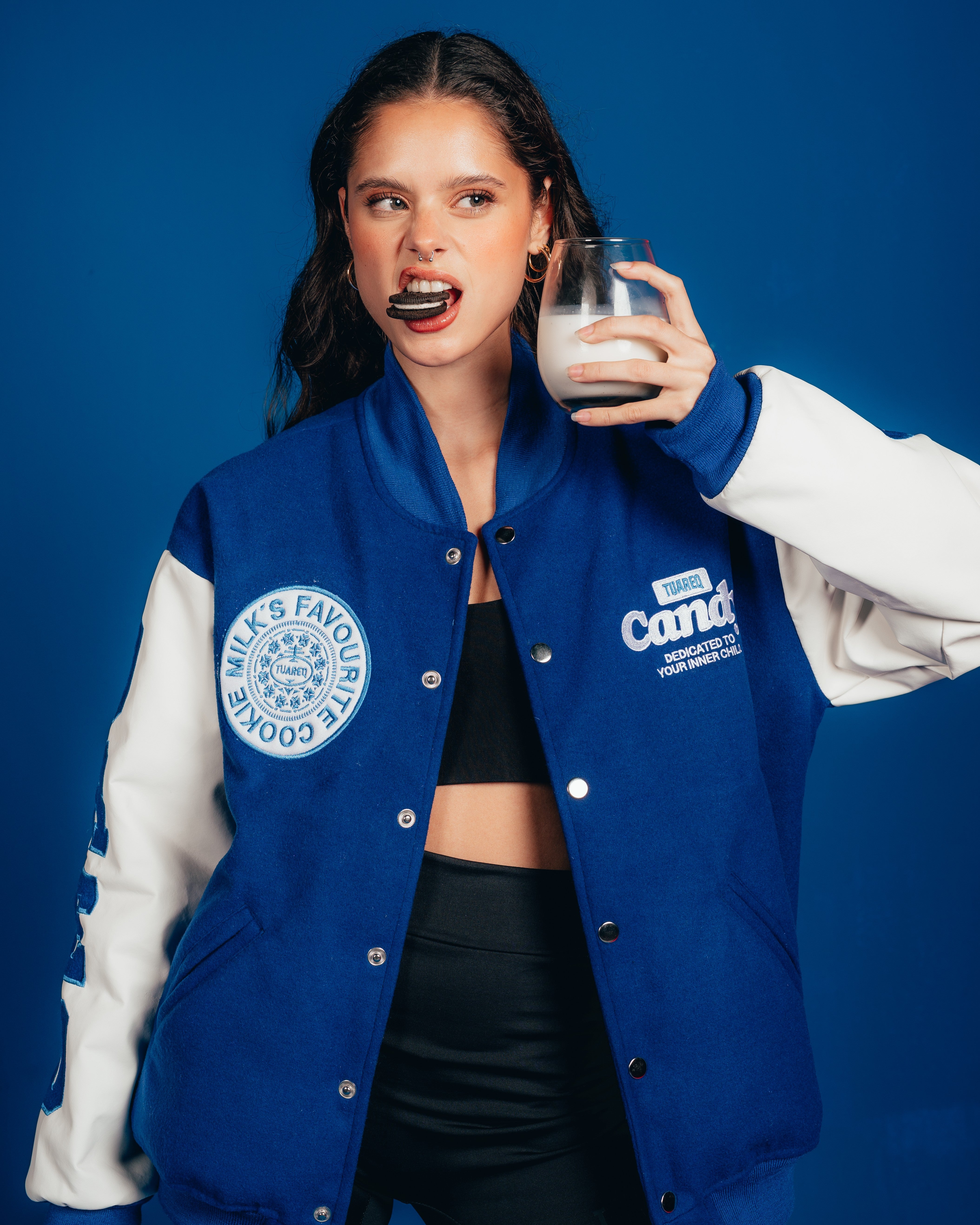 CAMPERA VARSITY CANDY [ OREO ] CLASSIC BLUE