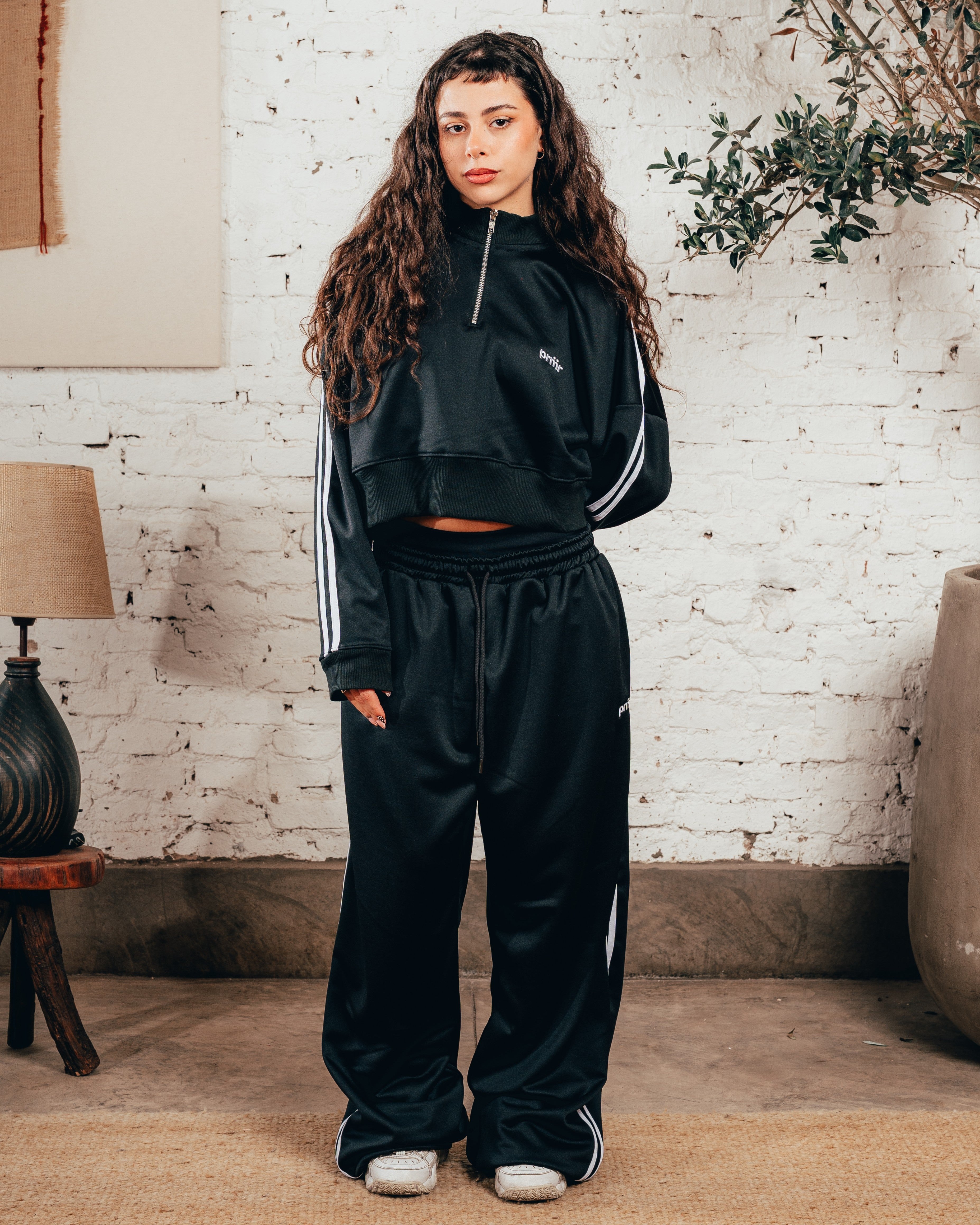 CROP MANGA LARGA [ PRIMARI ] STRIPE BLACK