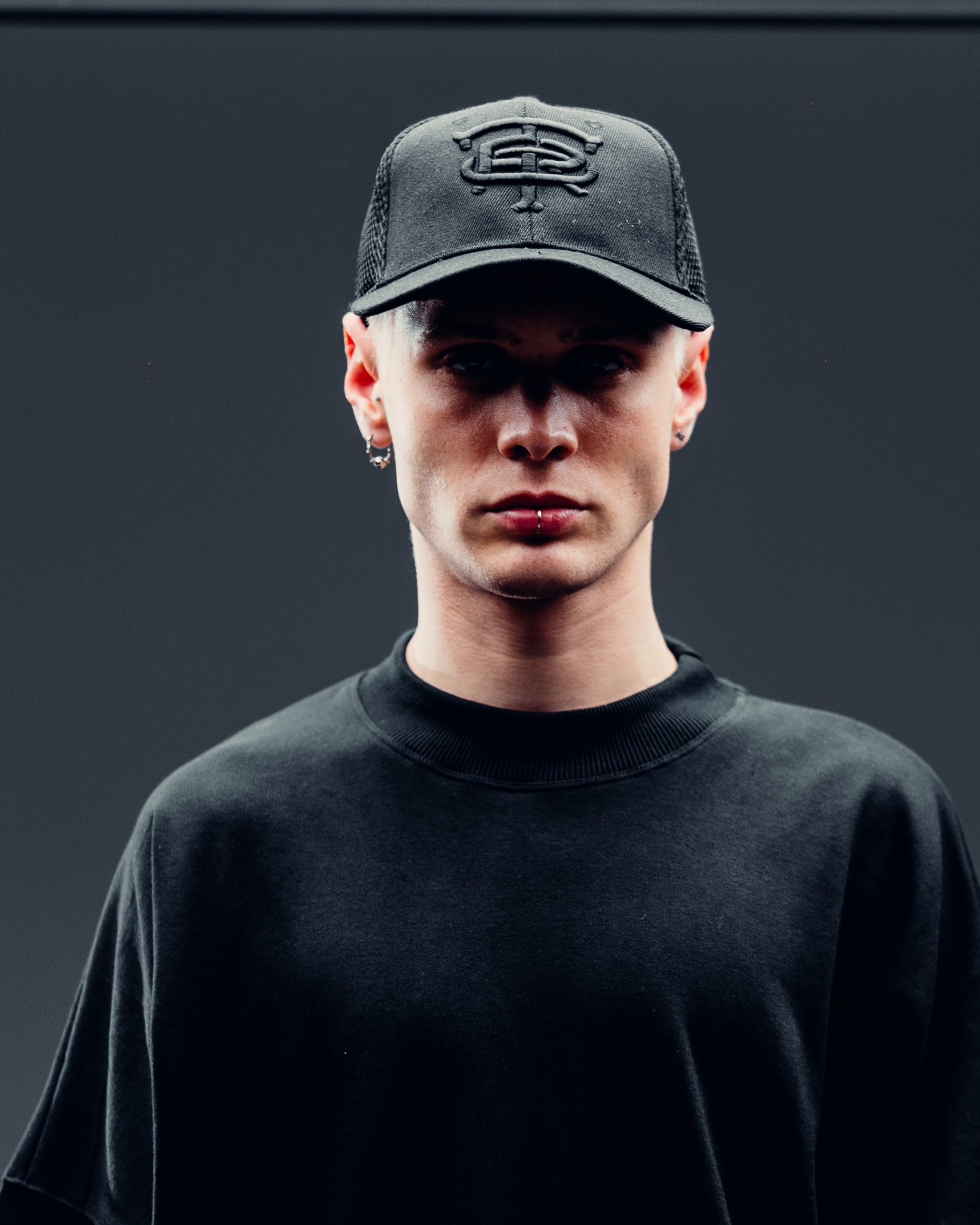 GORRA [ B2B ] BLACK