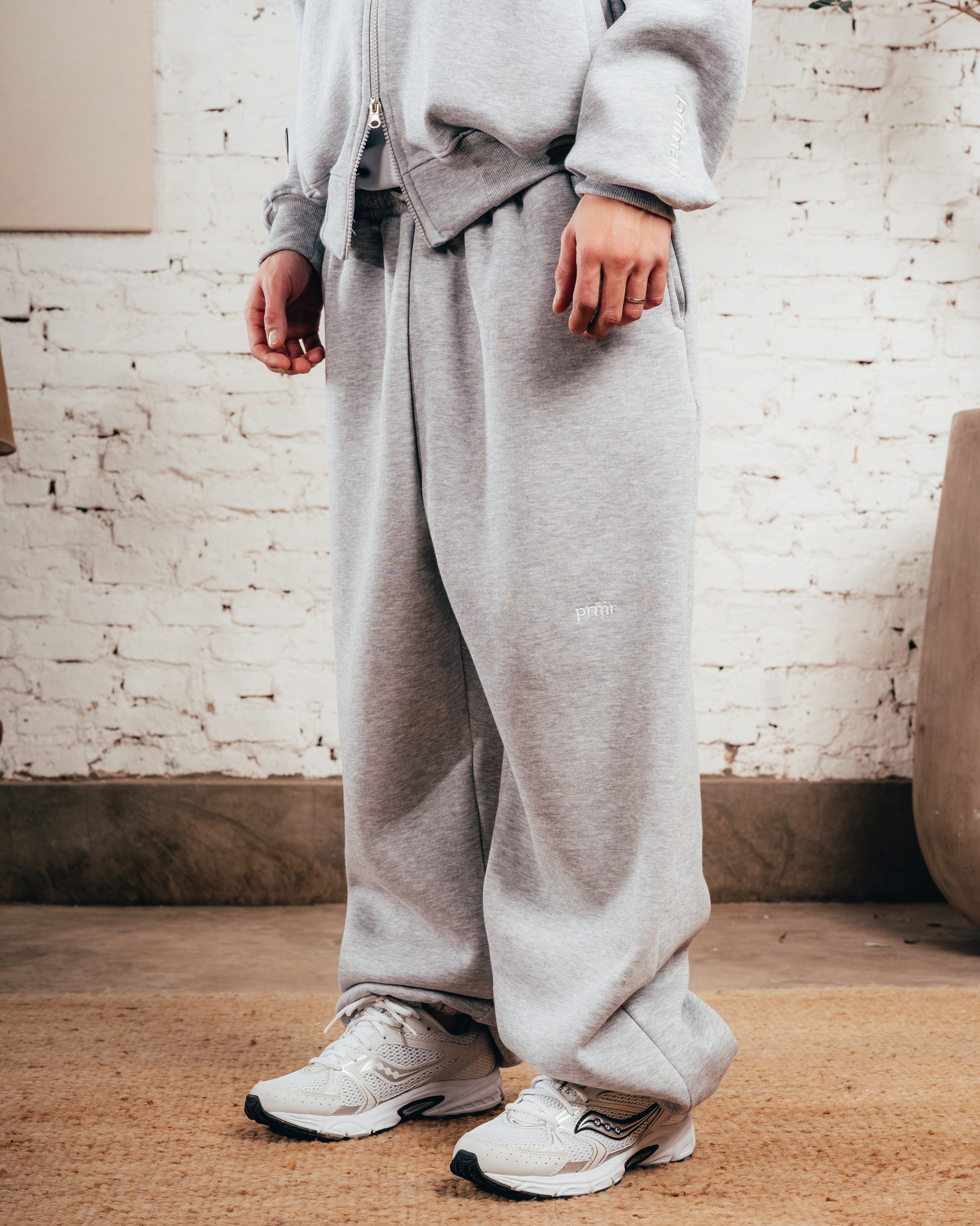 JOGGER PESADO [ PRIMARI ] MELANGE GREY