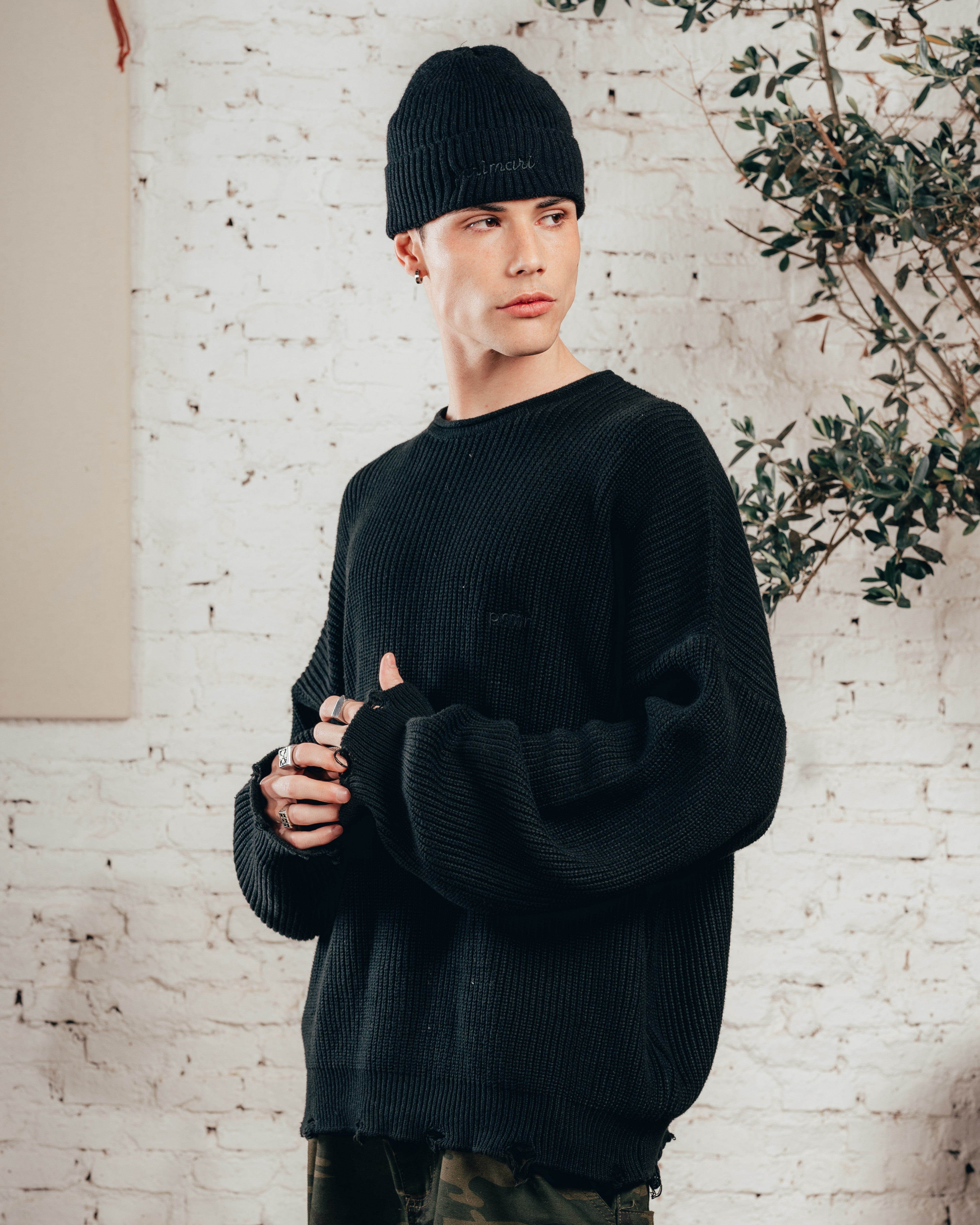 SWEATER TEJIDO PESADO [ PRIMARI ] JET BLACK