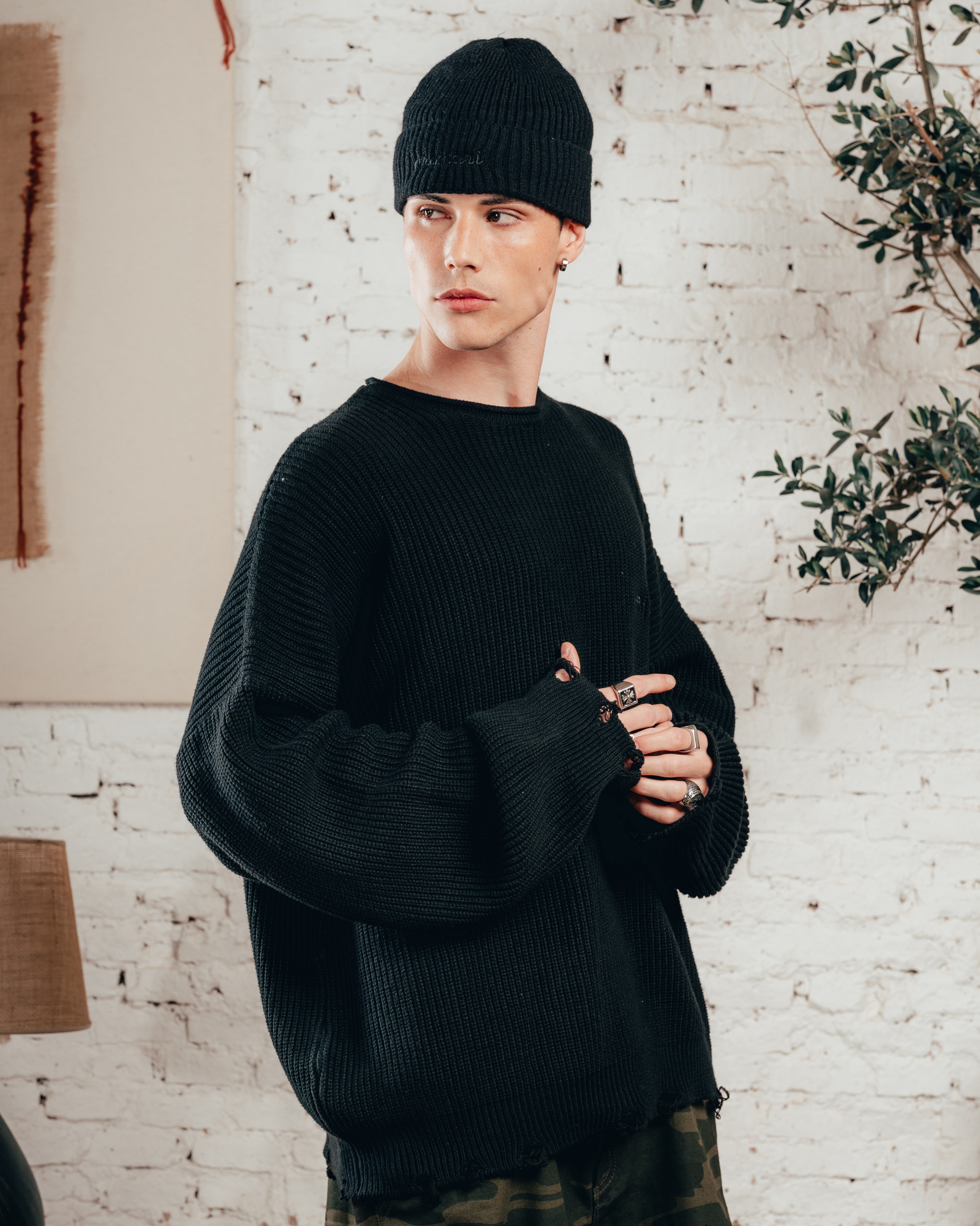 SWEATER TEJIDO PESADO [ PRIMARI ] JET BLACK