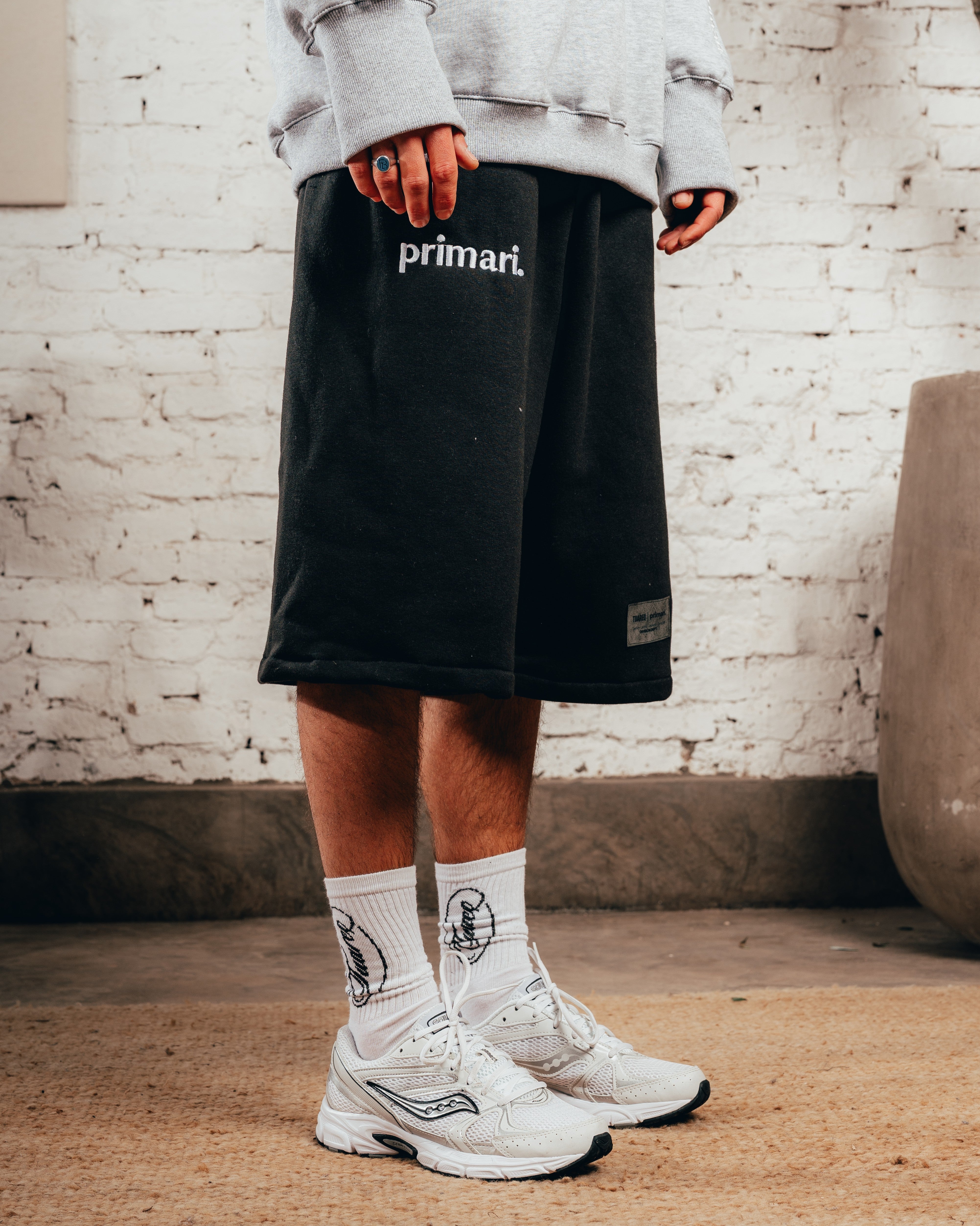 SHORT LARGO ¾ [ PRIMARI ] BLACK