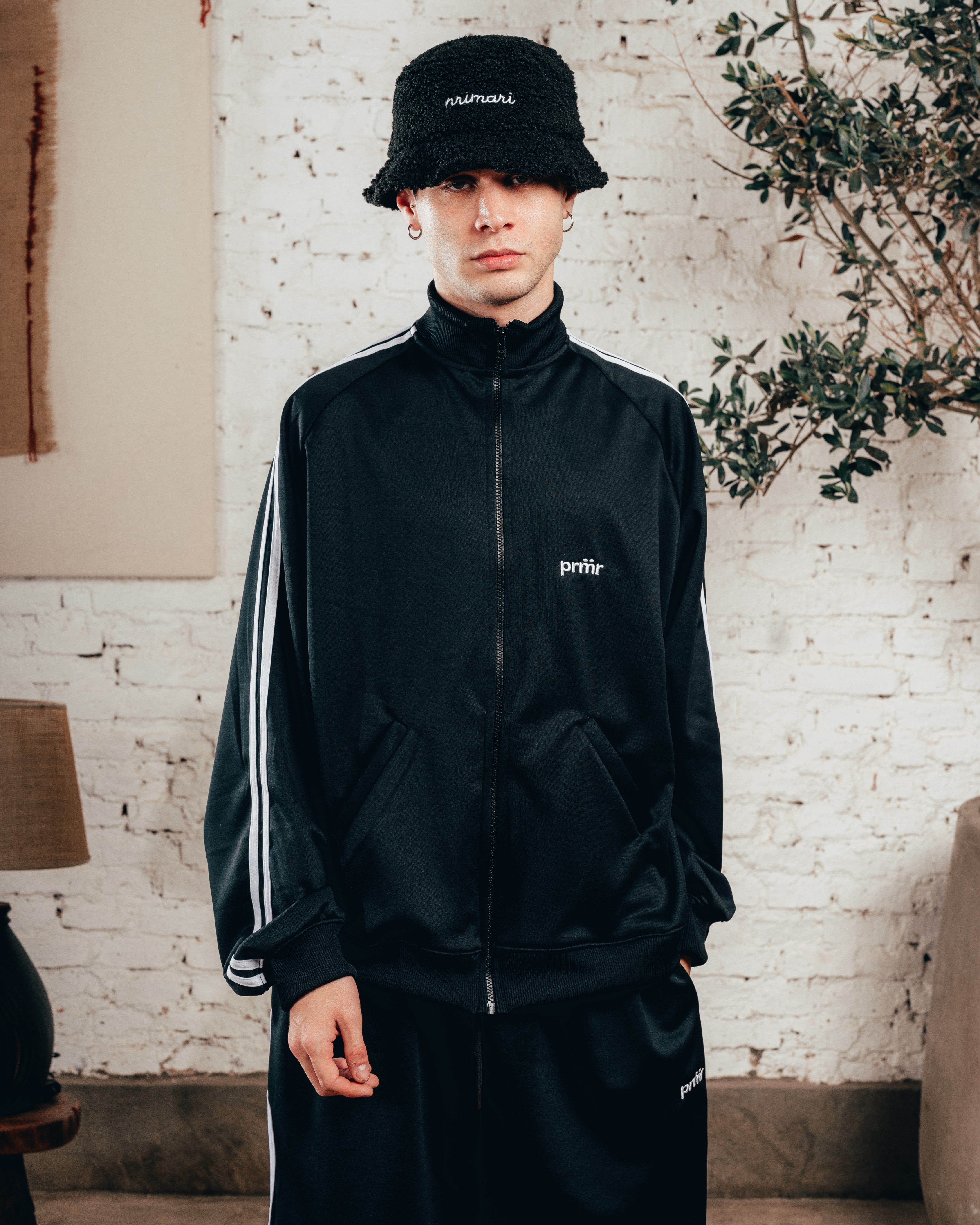 CONJUNTO DEPORTIVO [ PRIMARI ] STRIPE BLACK