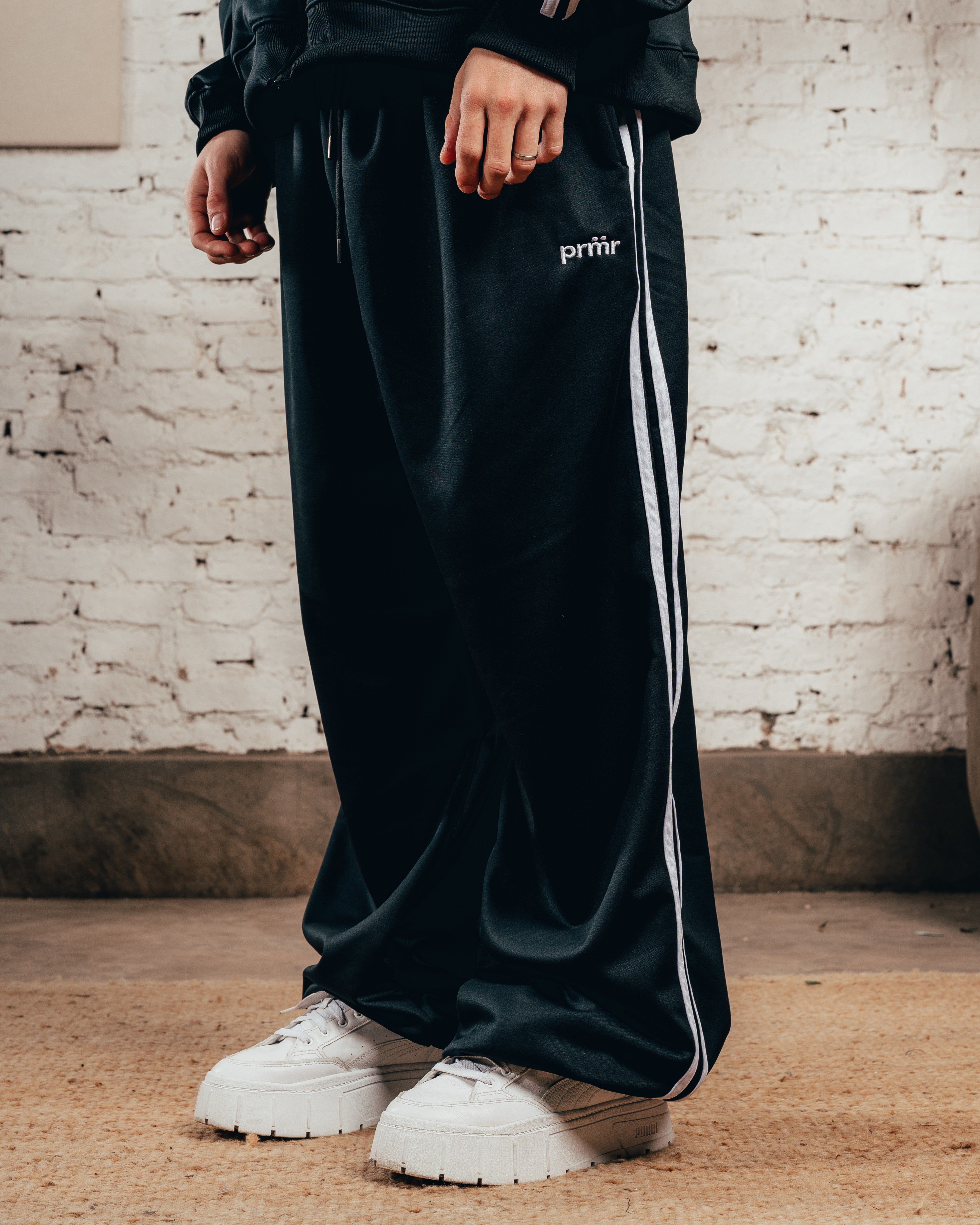JOGGER DEPORTIVO [ PRIMARI ] STRIPE BLACK