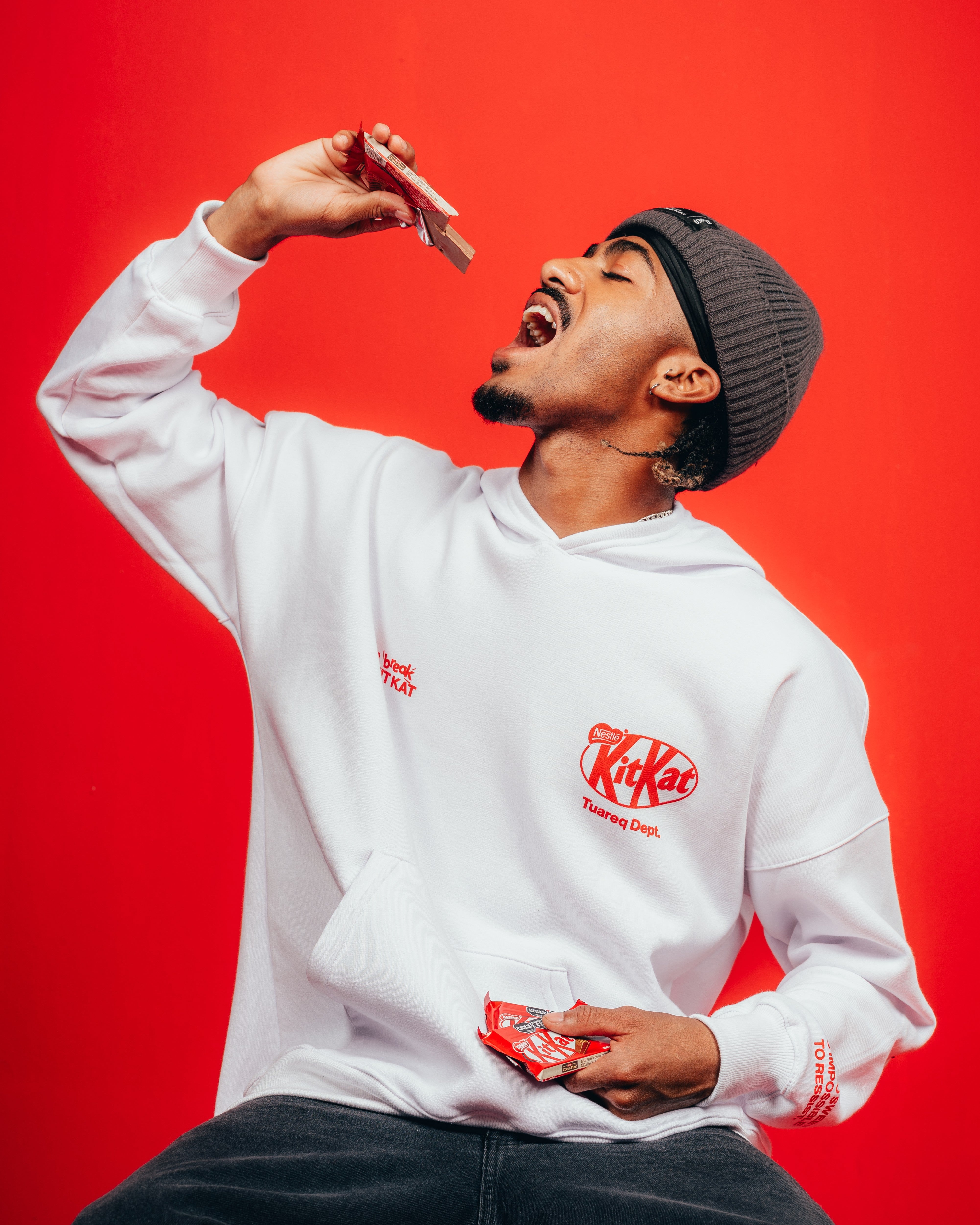 HOODIE PESADO CANDY [ KIT KAT ] WHITE