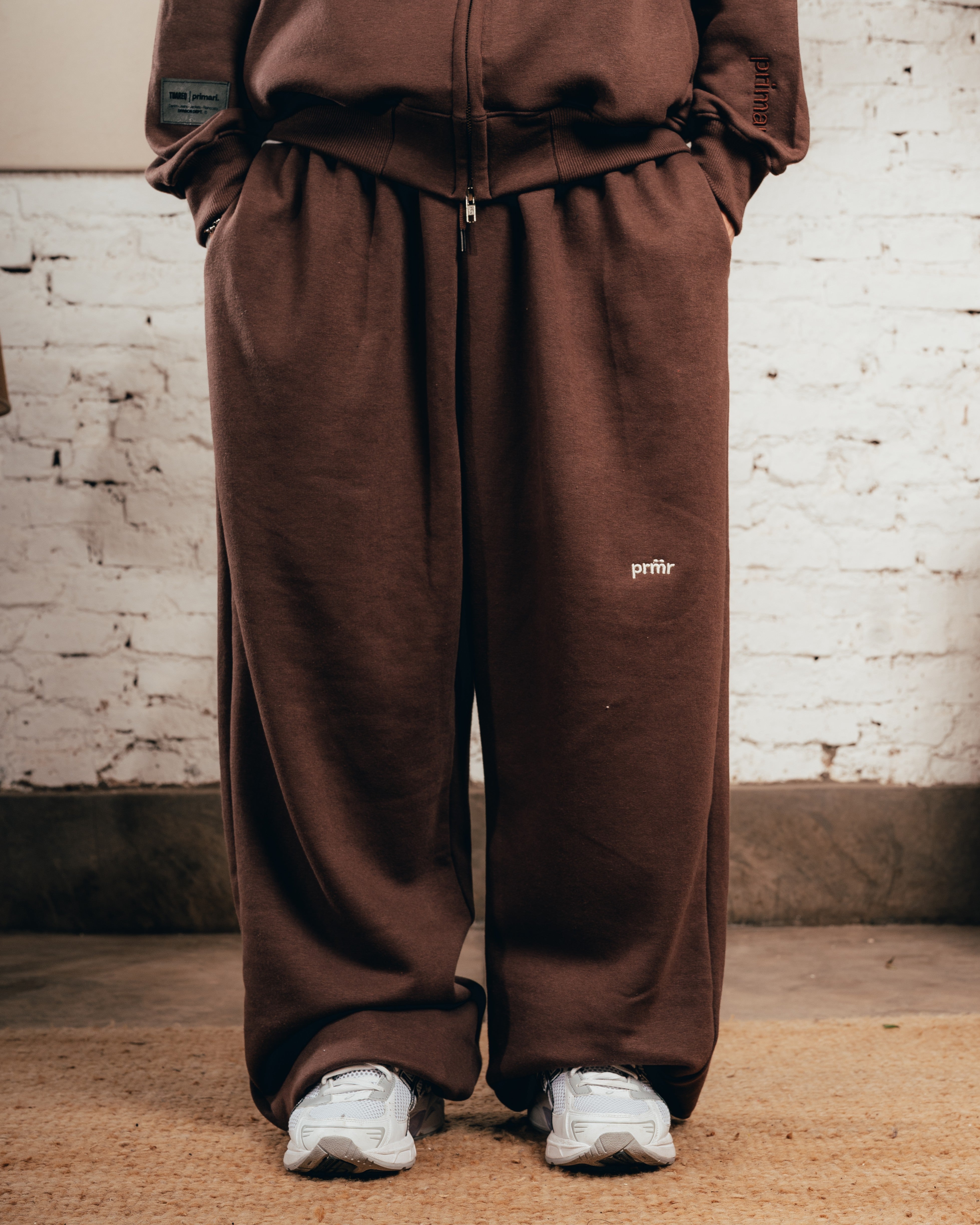 JOGGER PESADO [ PRIMARI ] CHOCOLATE