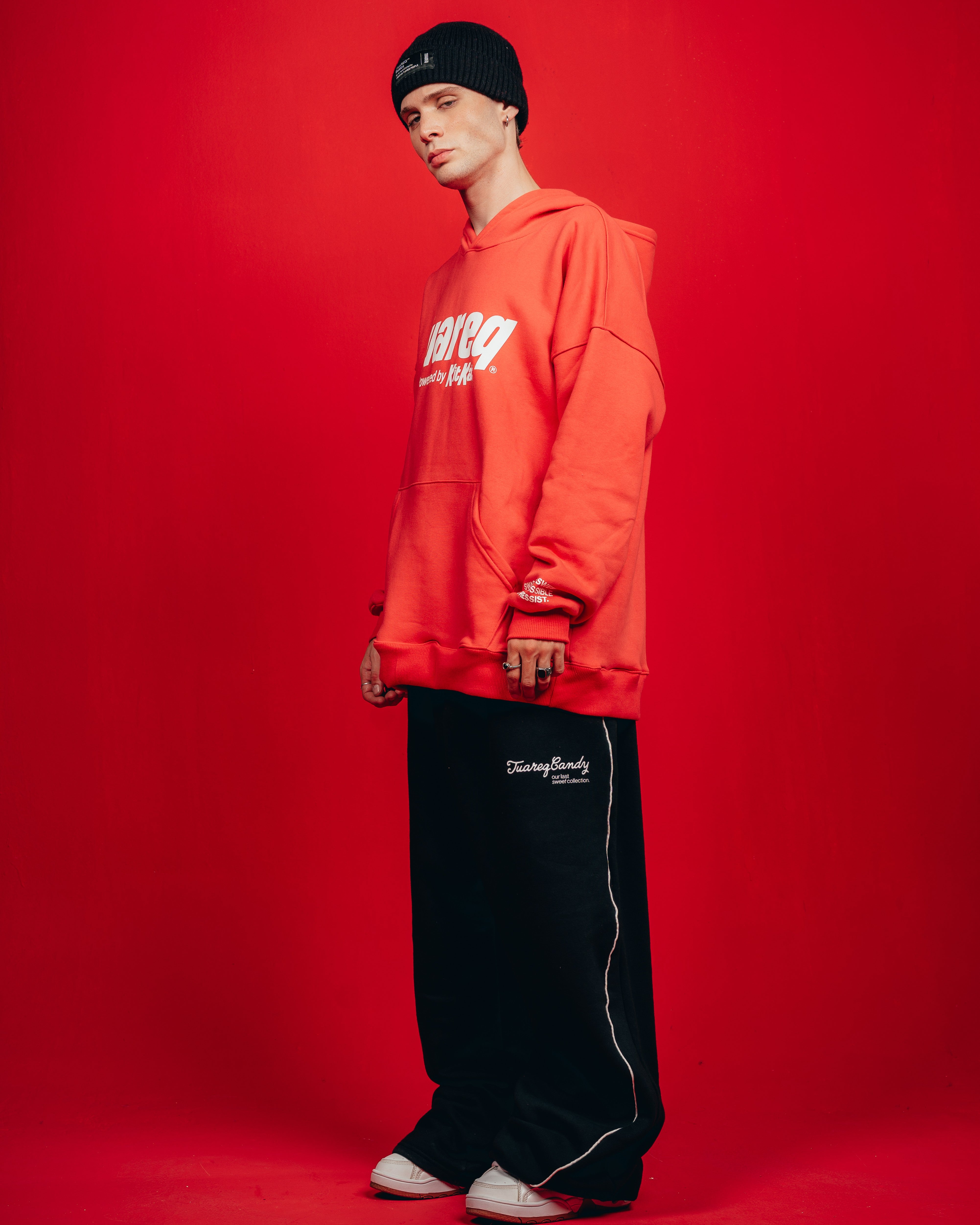HOODIE PESADO CANDY [ KIT KAT ] RED