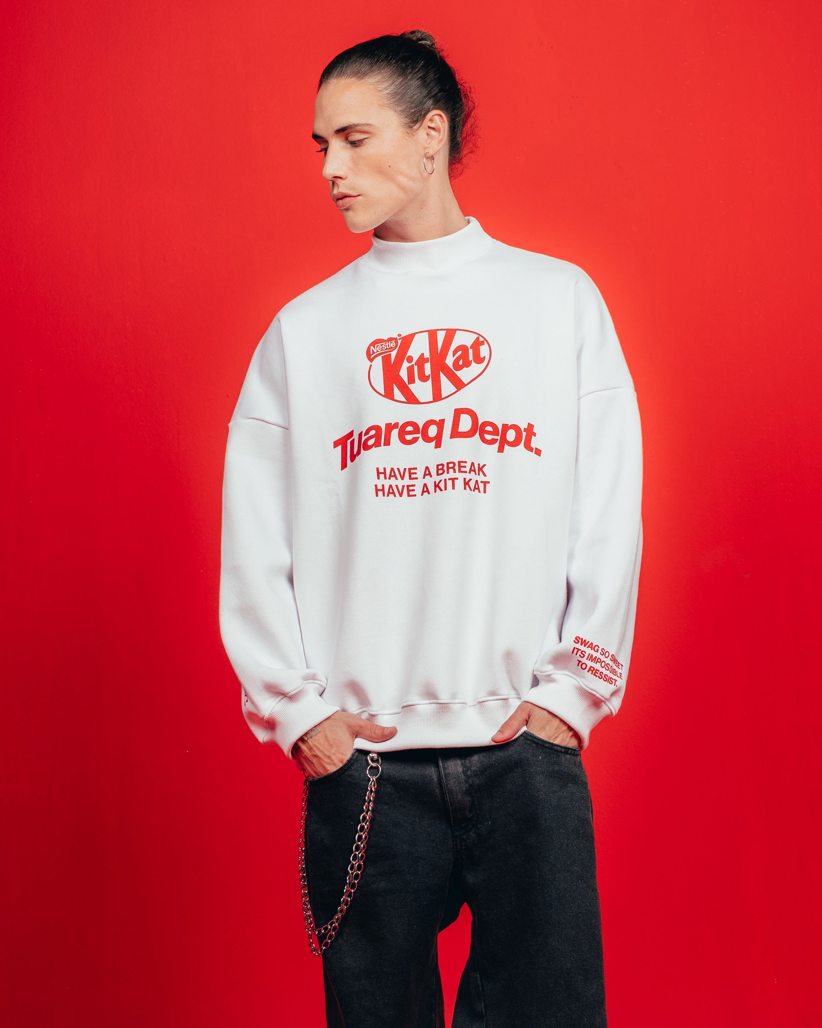 CREWNECK CANDY [ KIT KAT ] WHITE