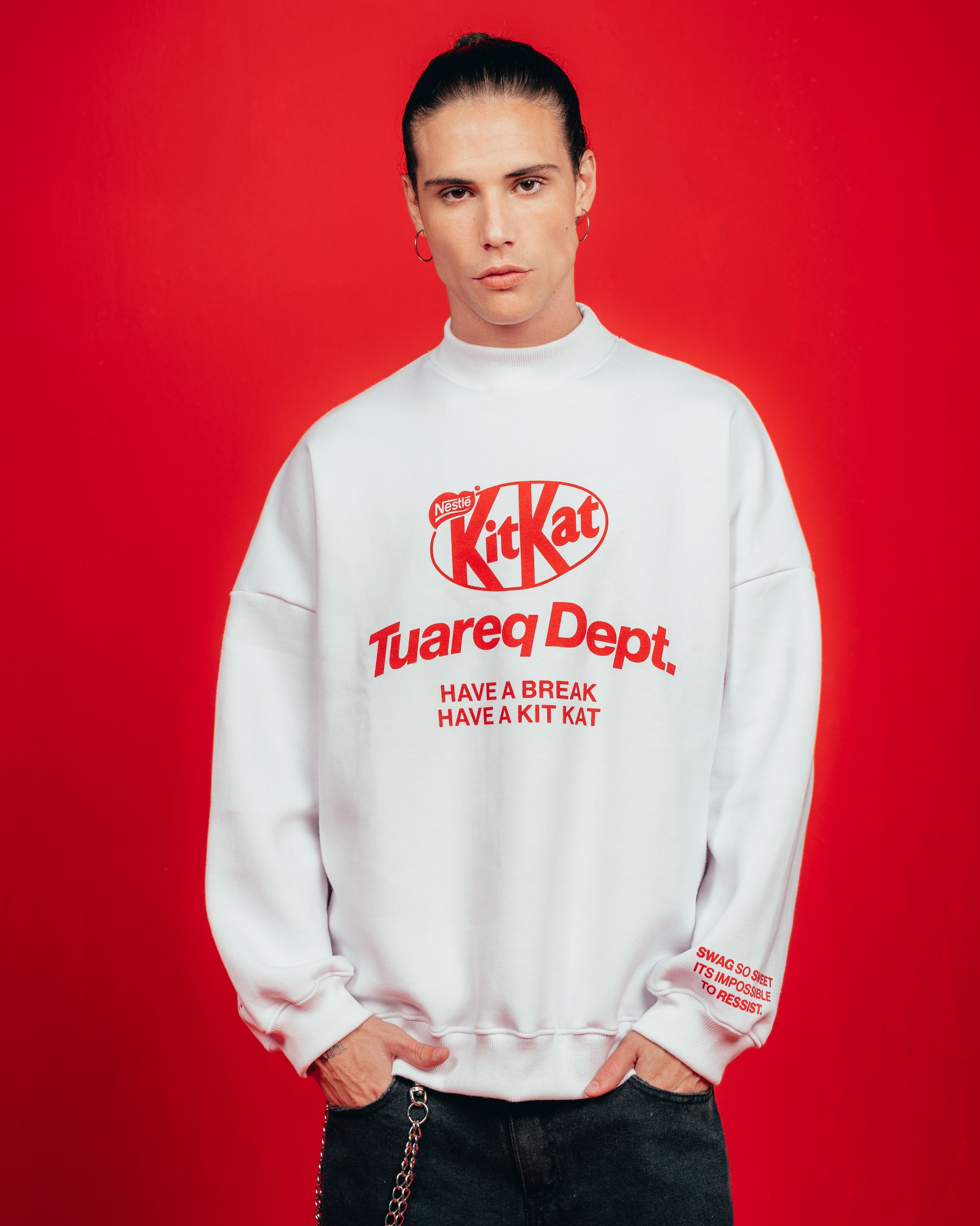 CREWNECK CANDY [ KIT KAT ] WHITE