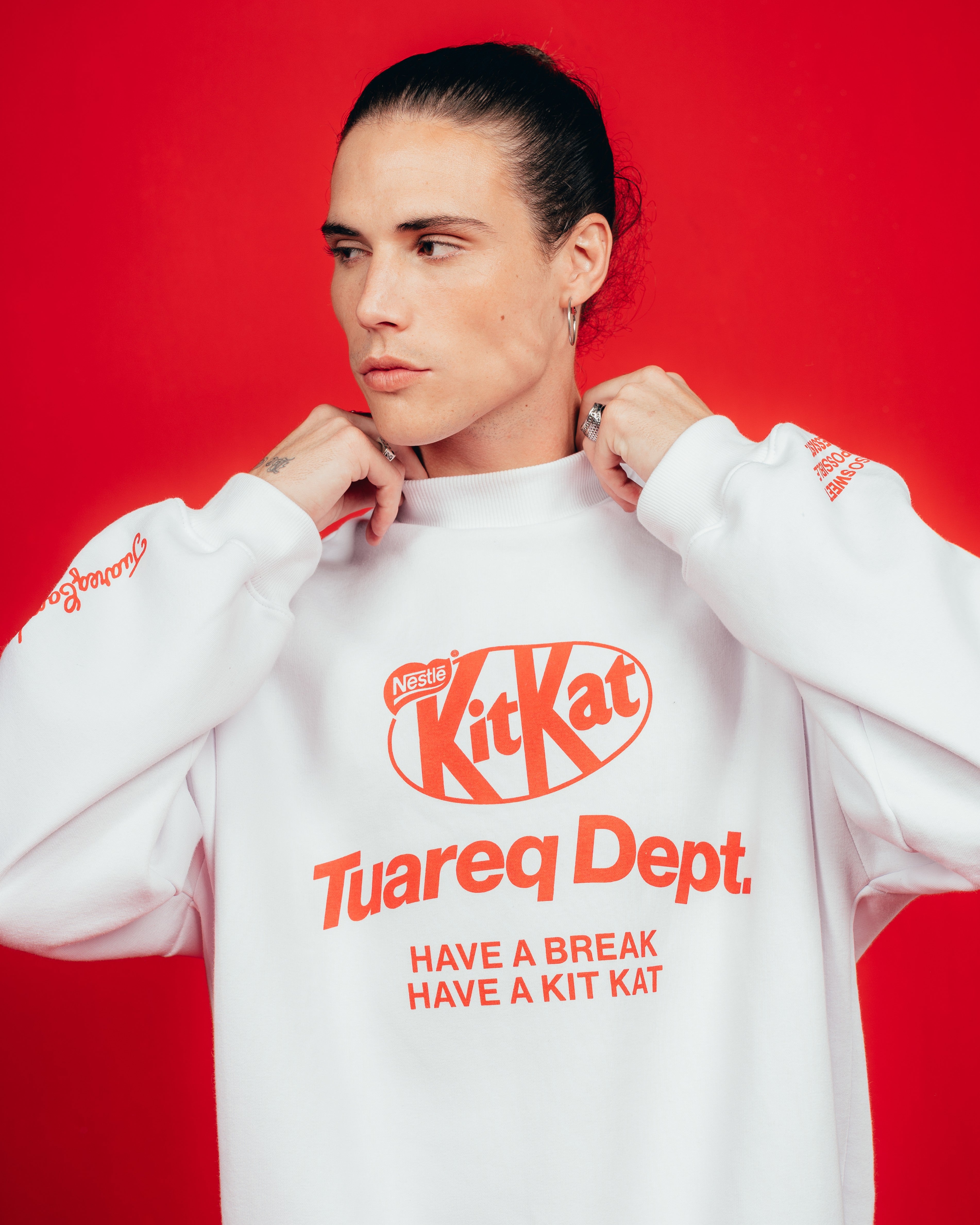 CREWNECK CANDY [ KIT KAT ] WHITE