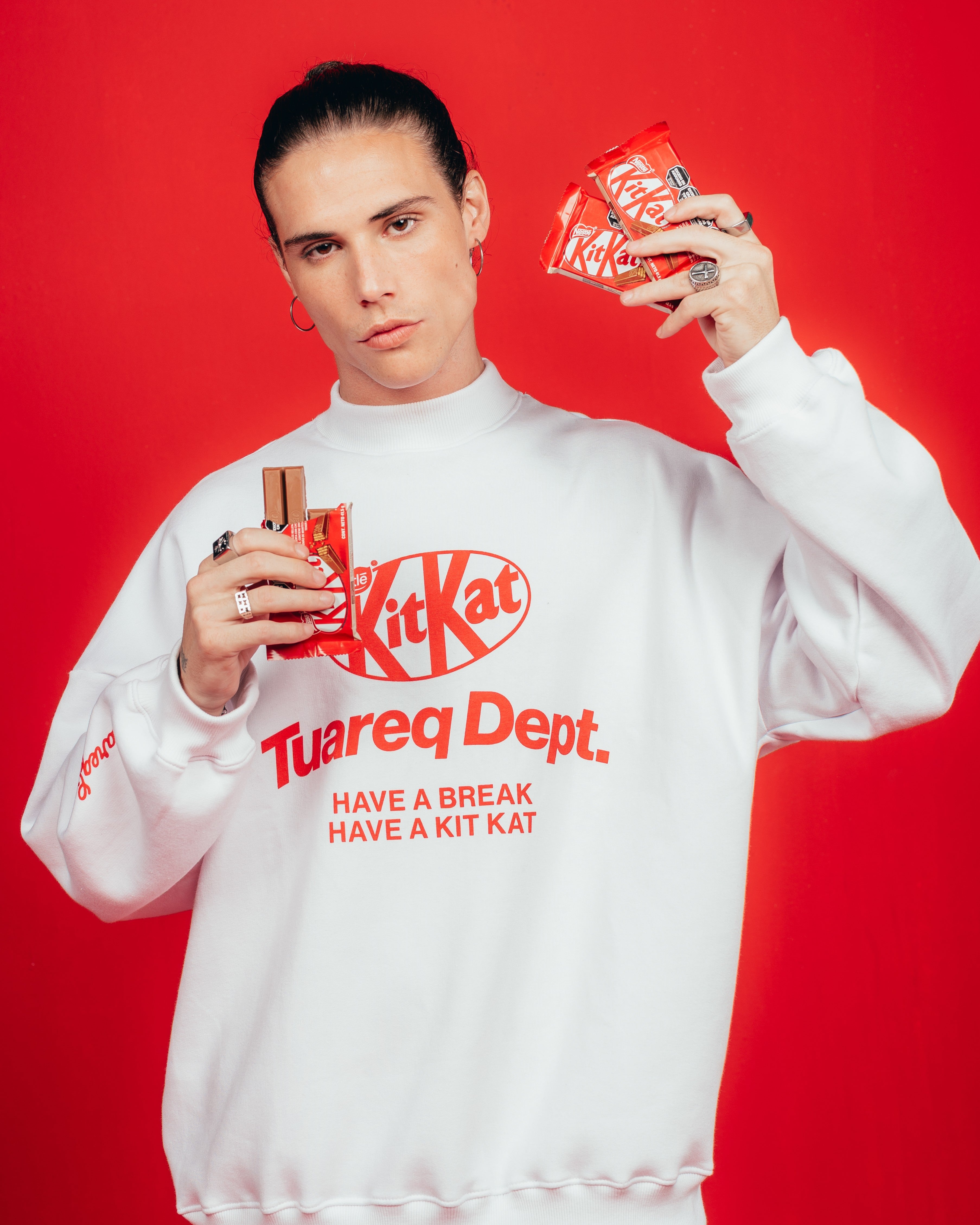 CREWNECK CANDY [ KIT KAT ] WHITE