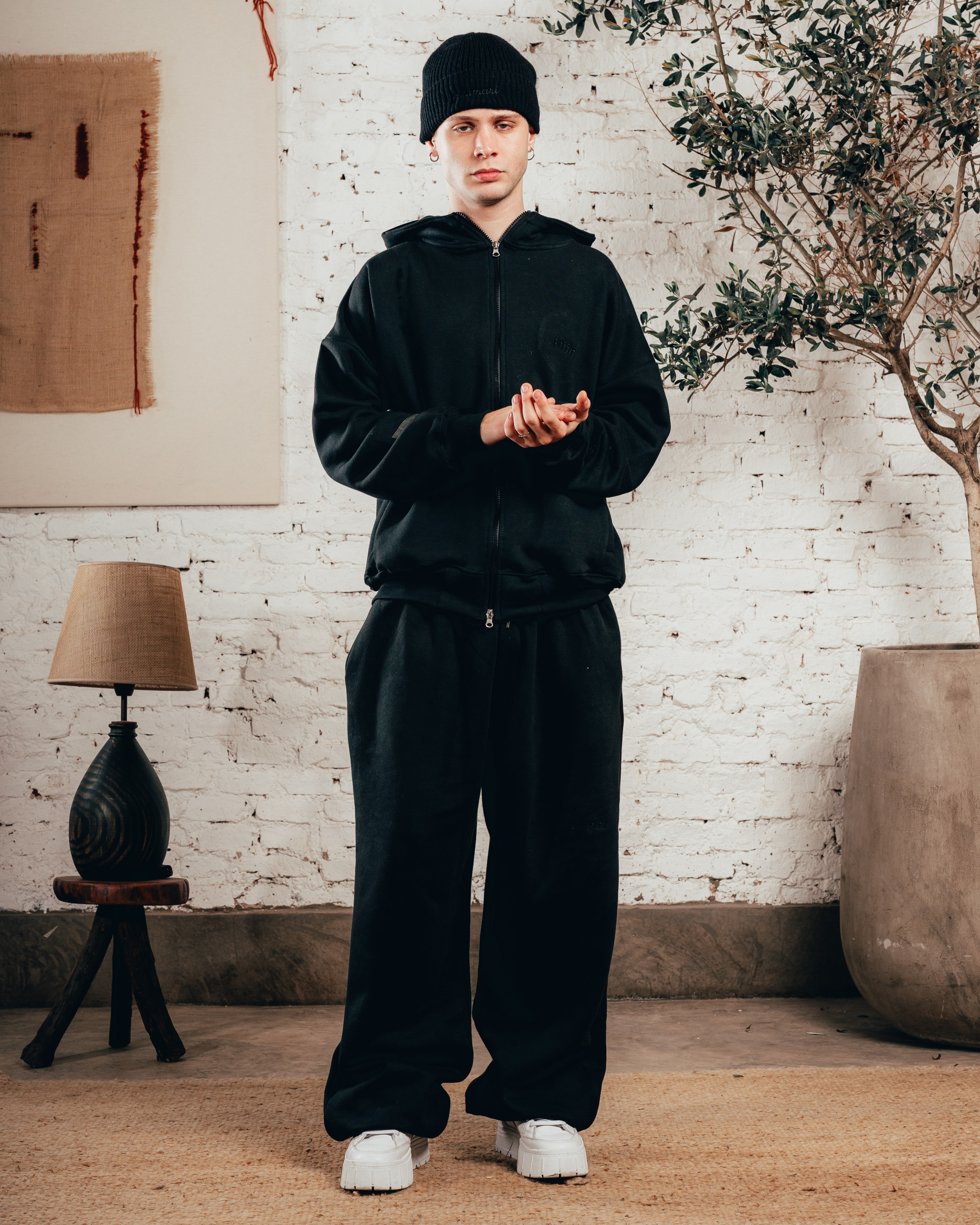 JOGGER PESADO [ PRIMARI ] JET BLACK