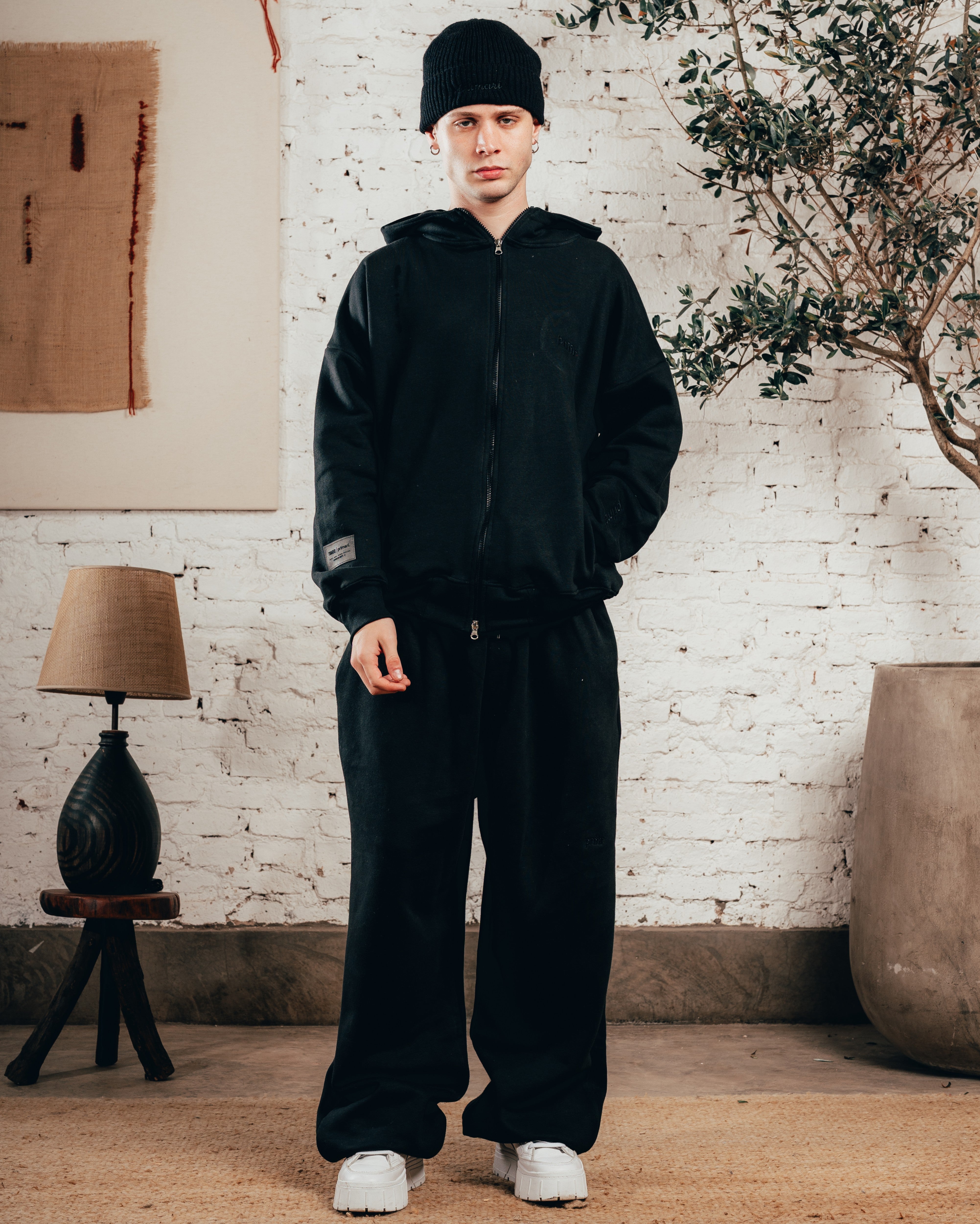 JOGGER PESADO [ PRIMARI ] JET BLACK