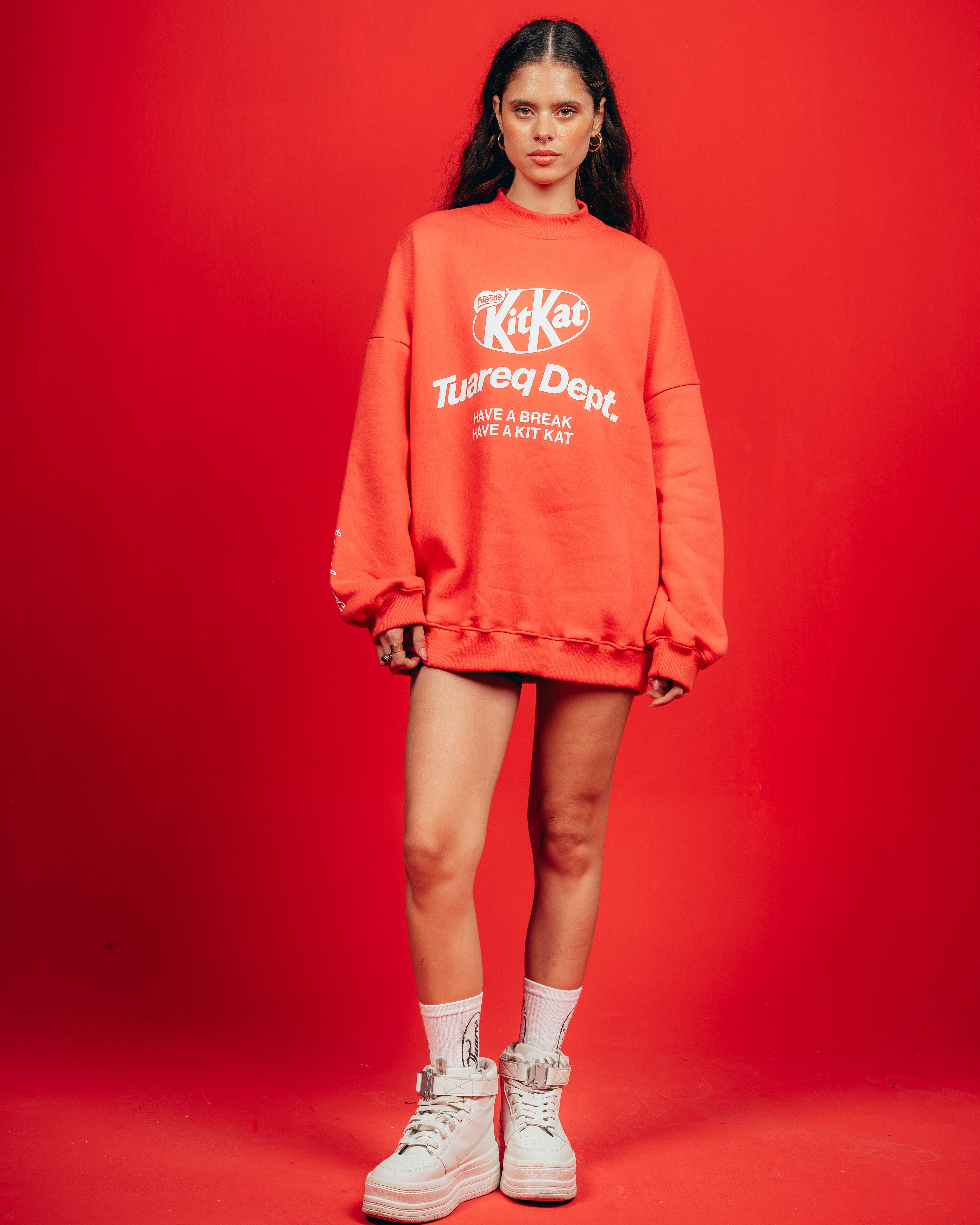 CREWNECK CANDY [ KIT KAT ] RED