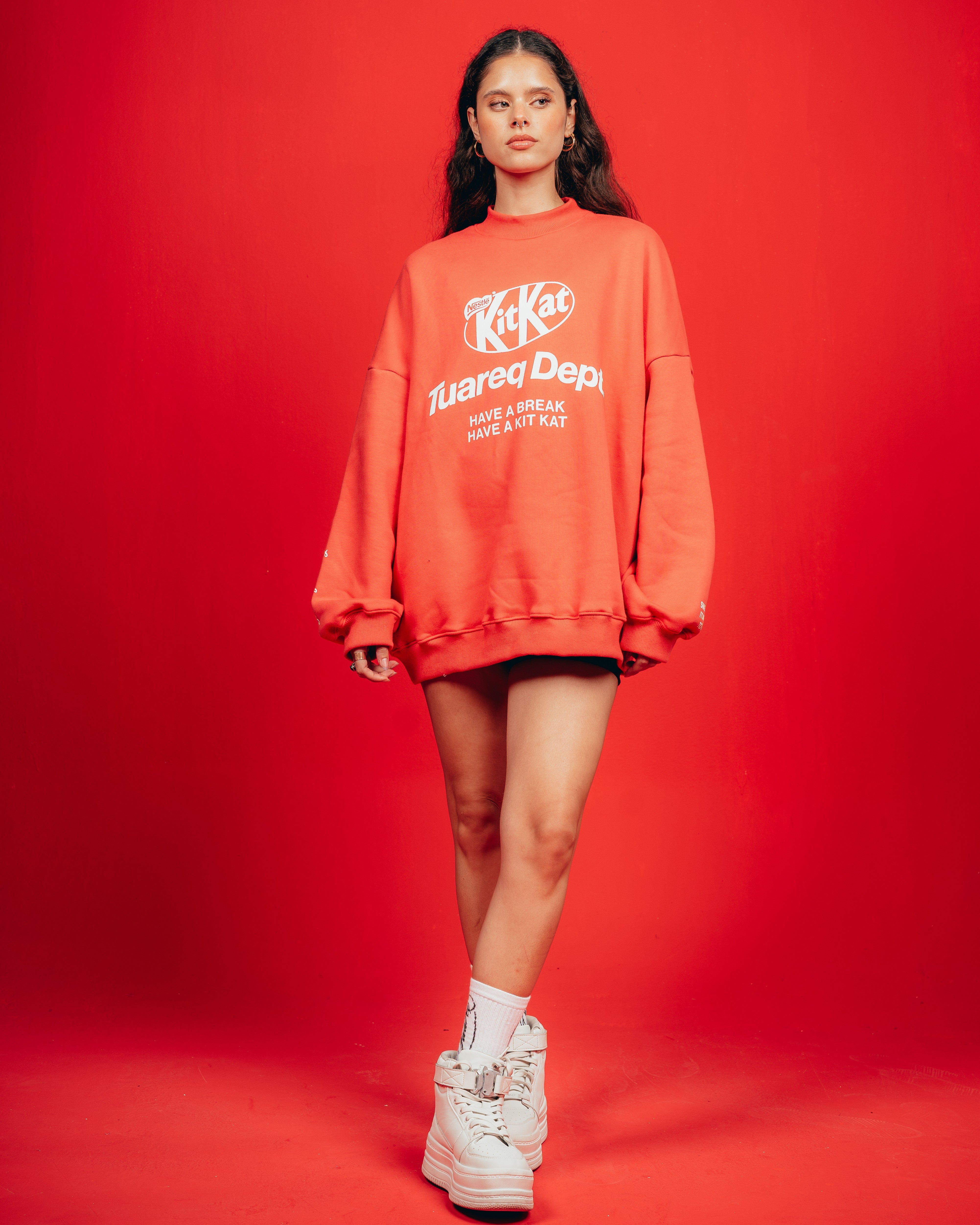 CREWNECK CANDY [ KIT KAT ] RED