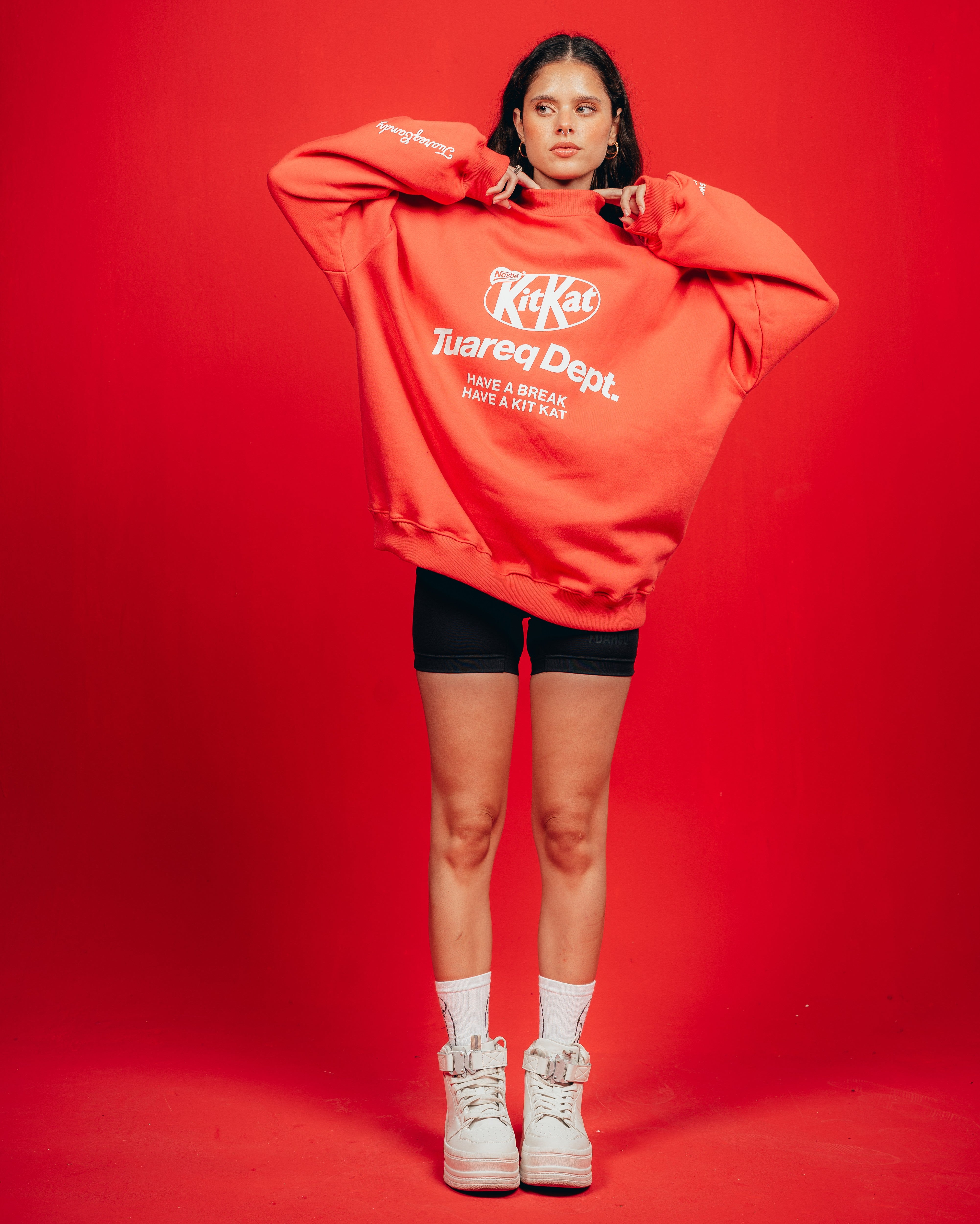 CREWNECK CANDY [ KIT KAT ] RED
