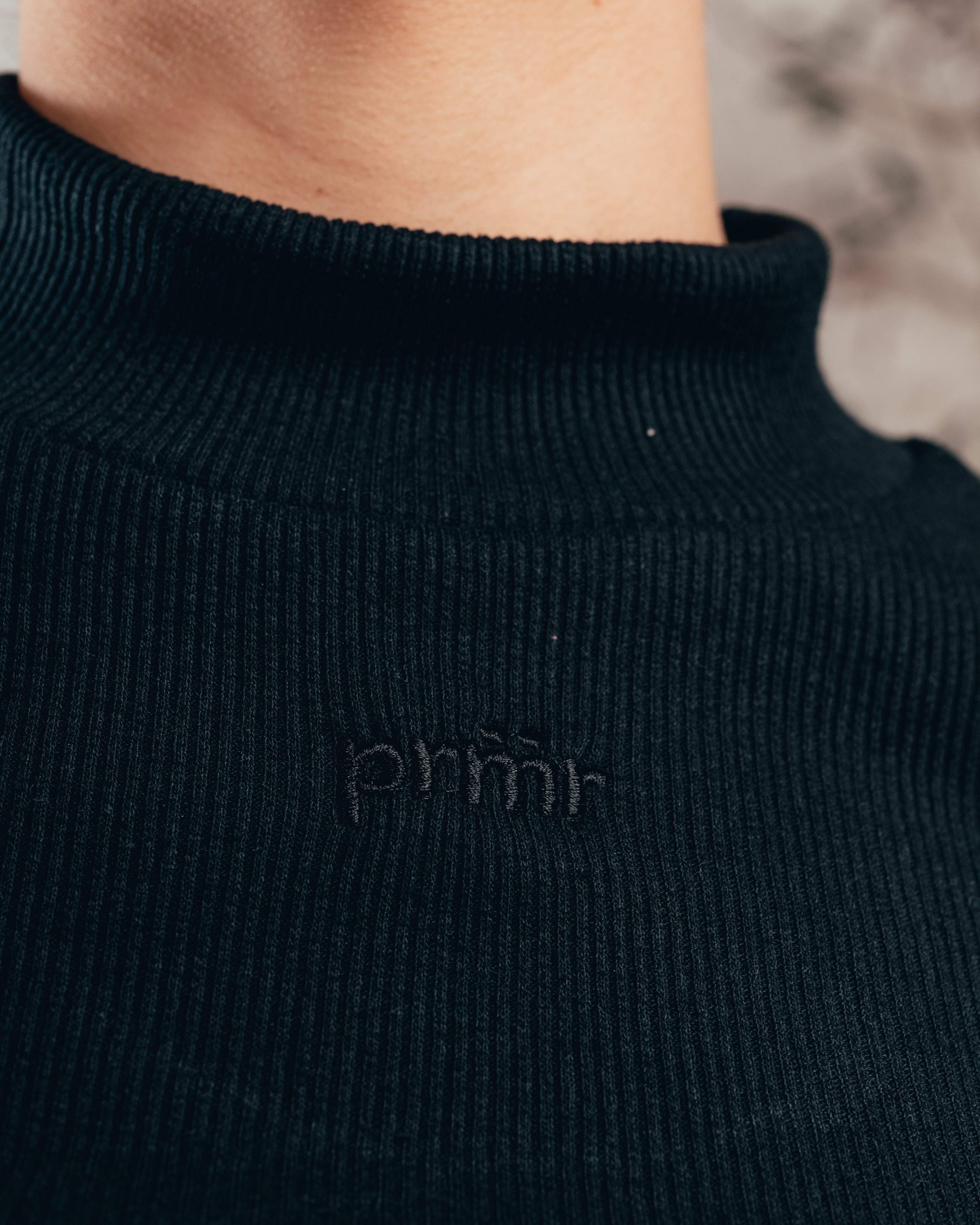 TOP POLERA [ PRIMARI ] BLACK