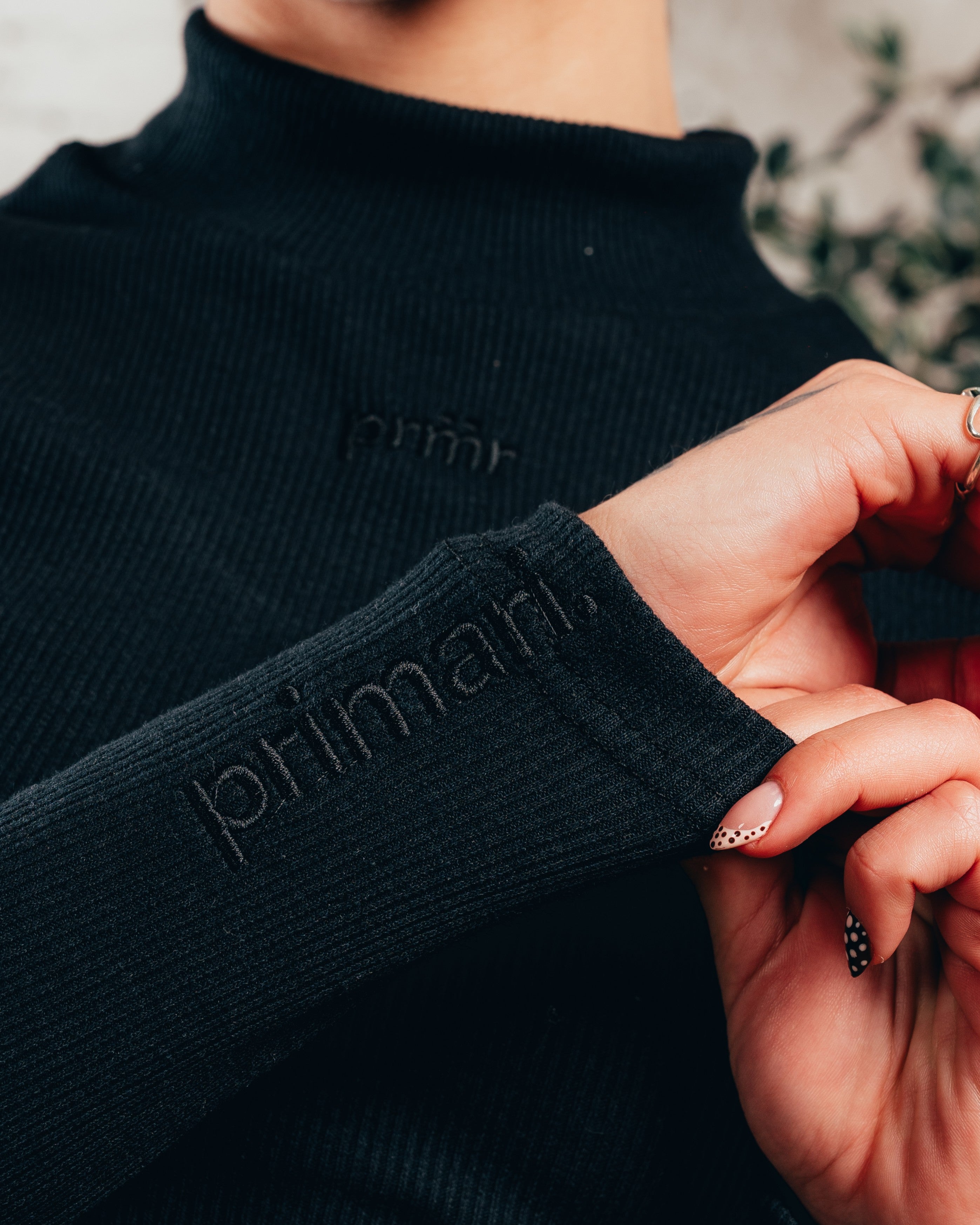 TOP POLERA [ PRIMARI ] BLACK