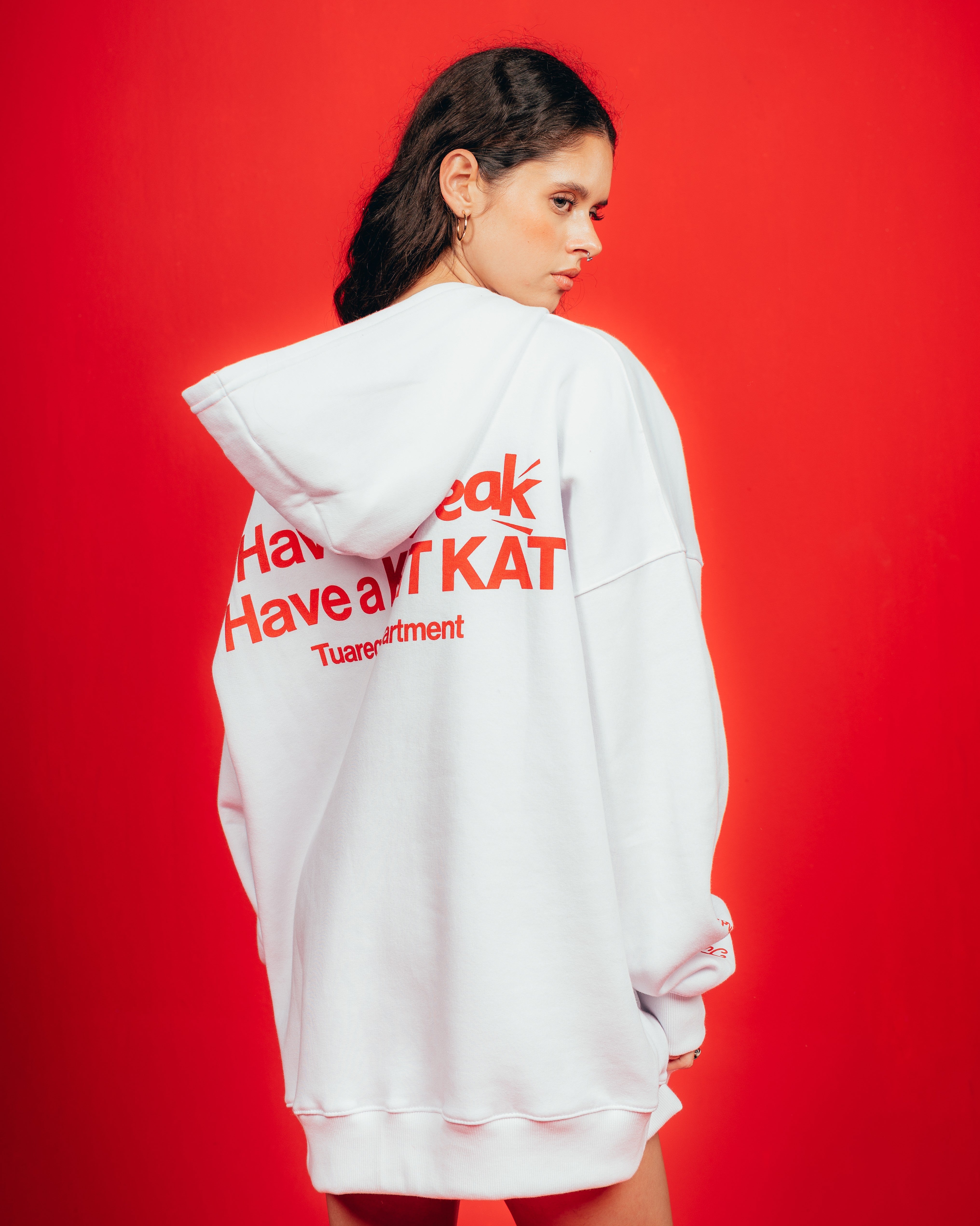 HOODIE PESADO CANDY [ KIT KAT ] WHITE