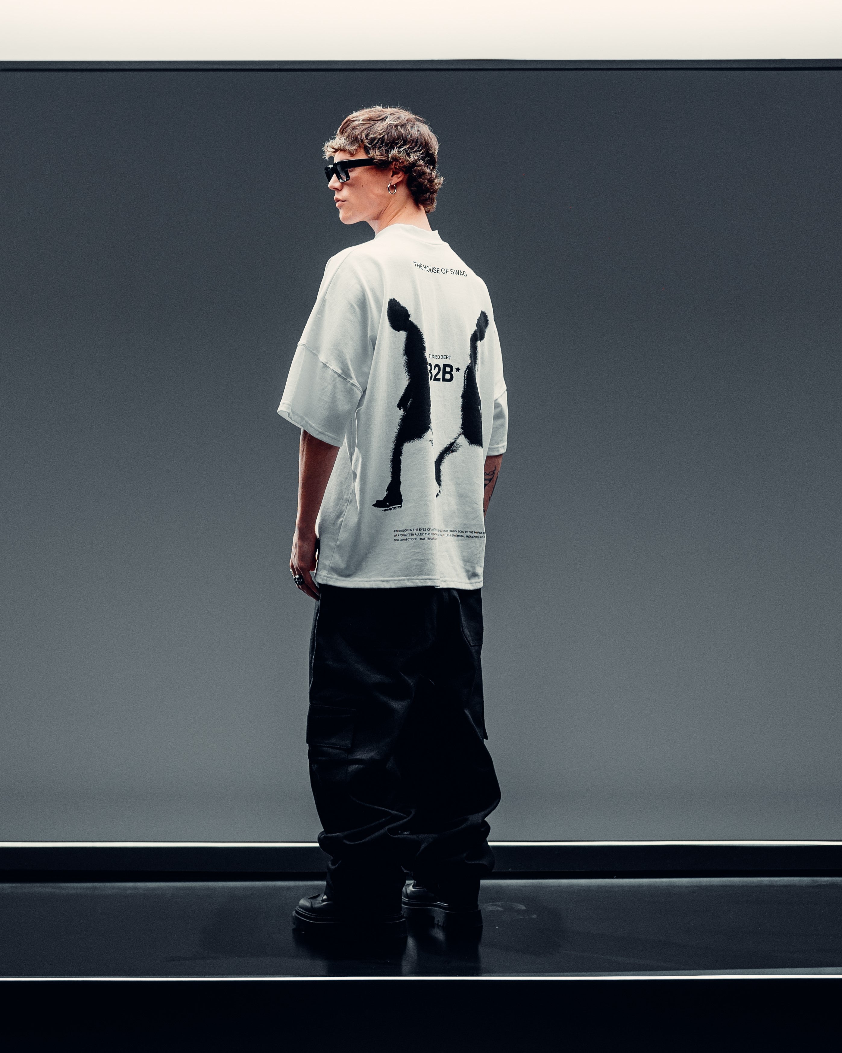 REMERA OVERSIZED [ B2B ] WALKER WHITE