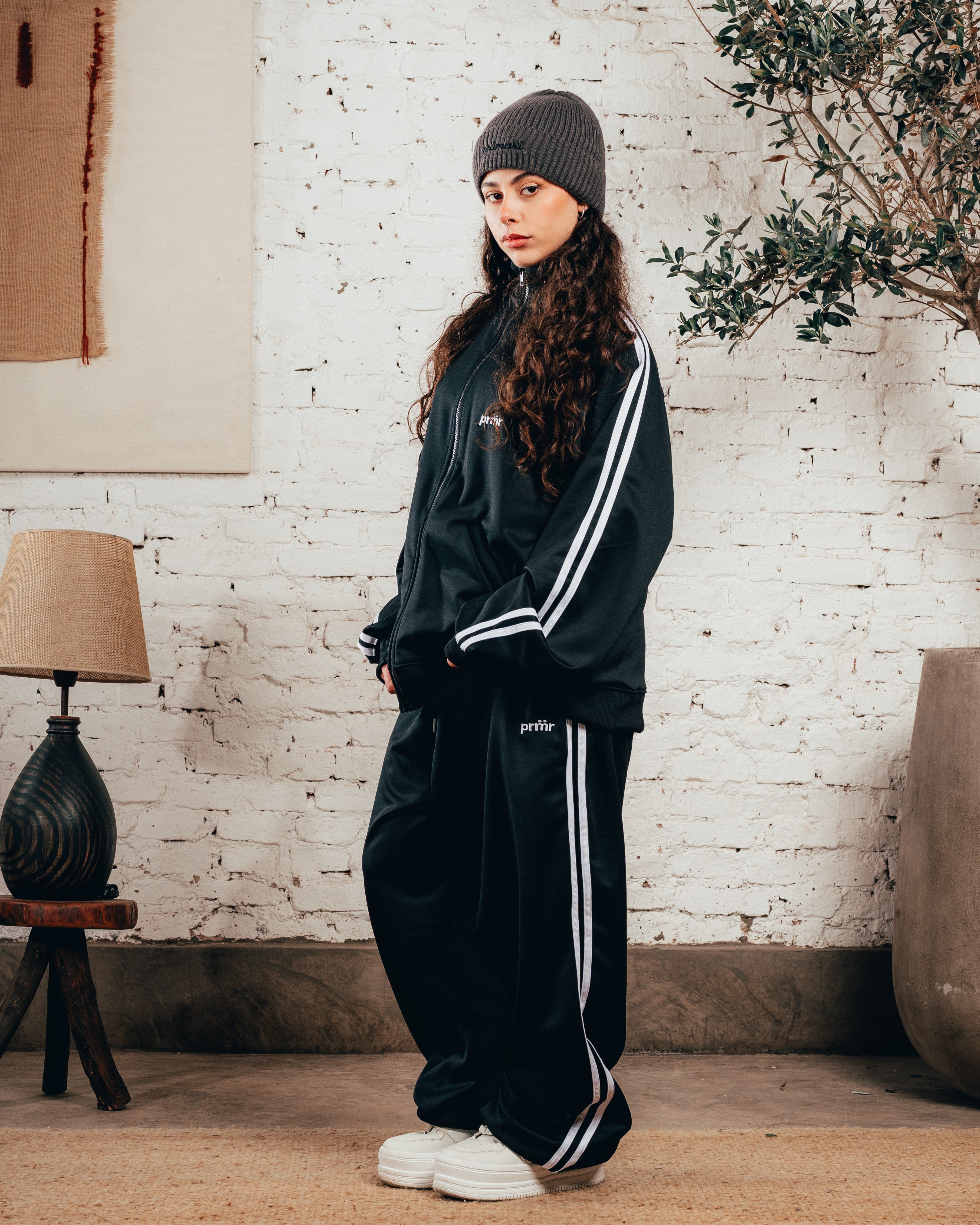 CONJUNTO DEPORTIVO [ PRIMARI ] STRIPE BLACK