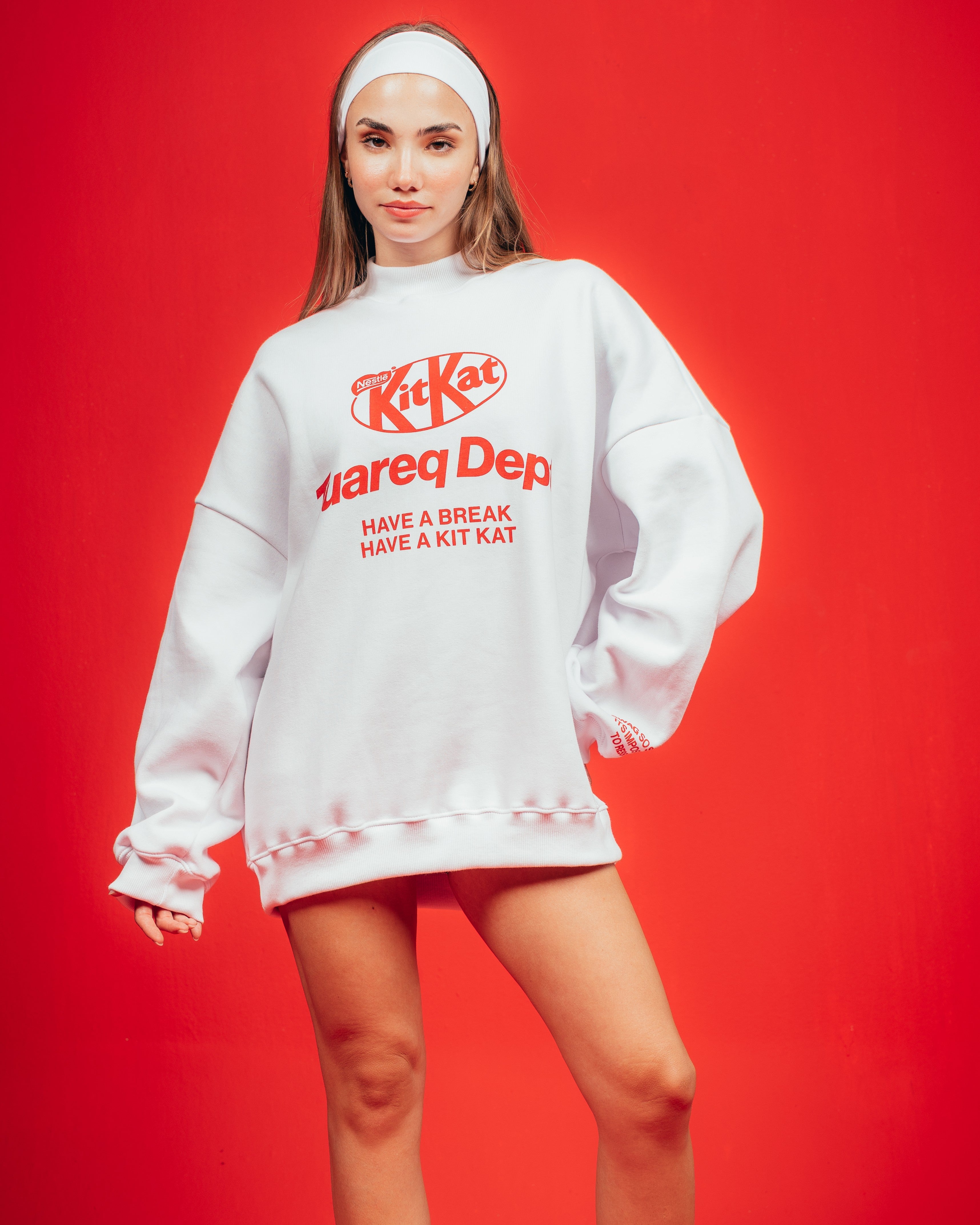CREWNECK CANDY [ KIT KAT ] WHITE