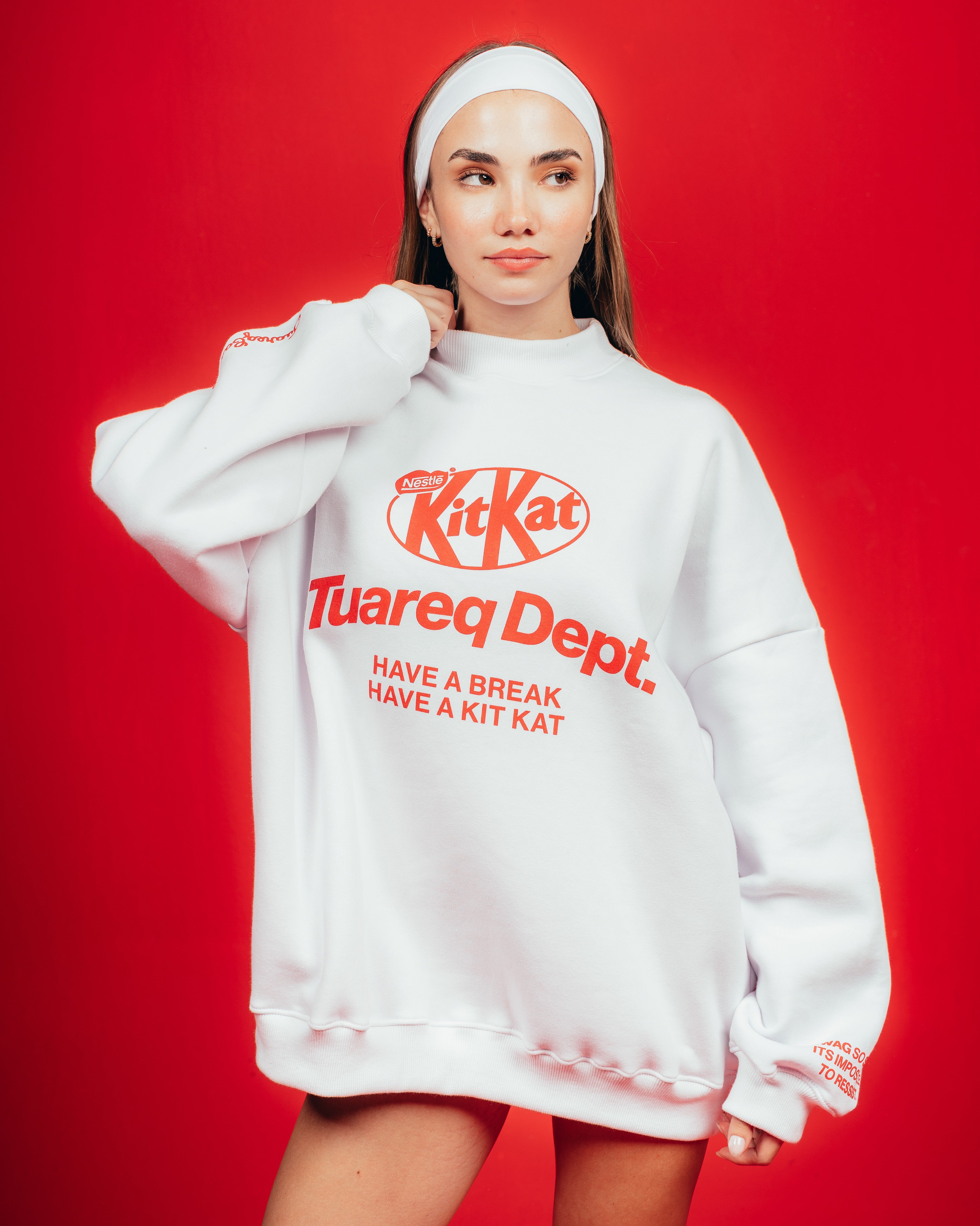 CREWNECK CANDY [ KIT KAT ] WHITE