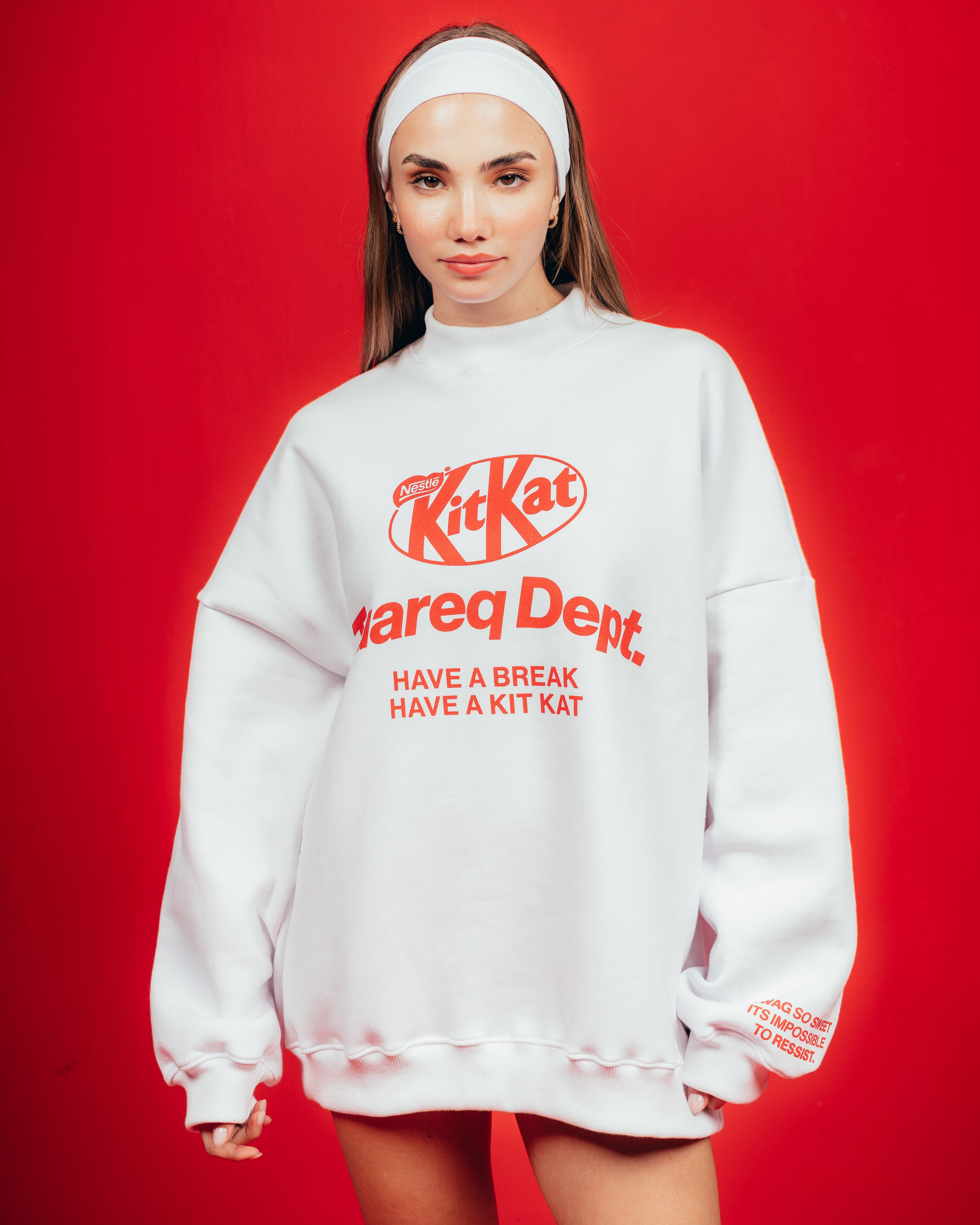 CREWNECK CANDY [ KIT KAT ] WHITE