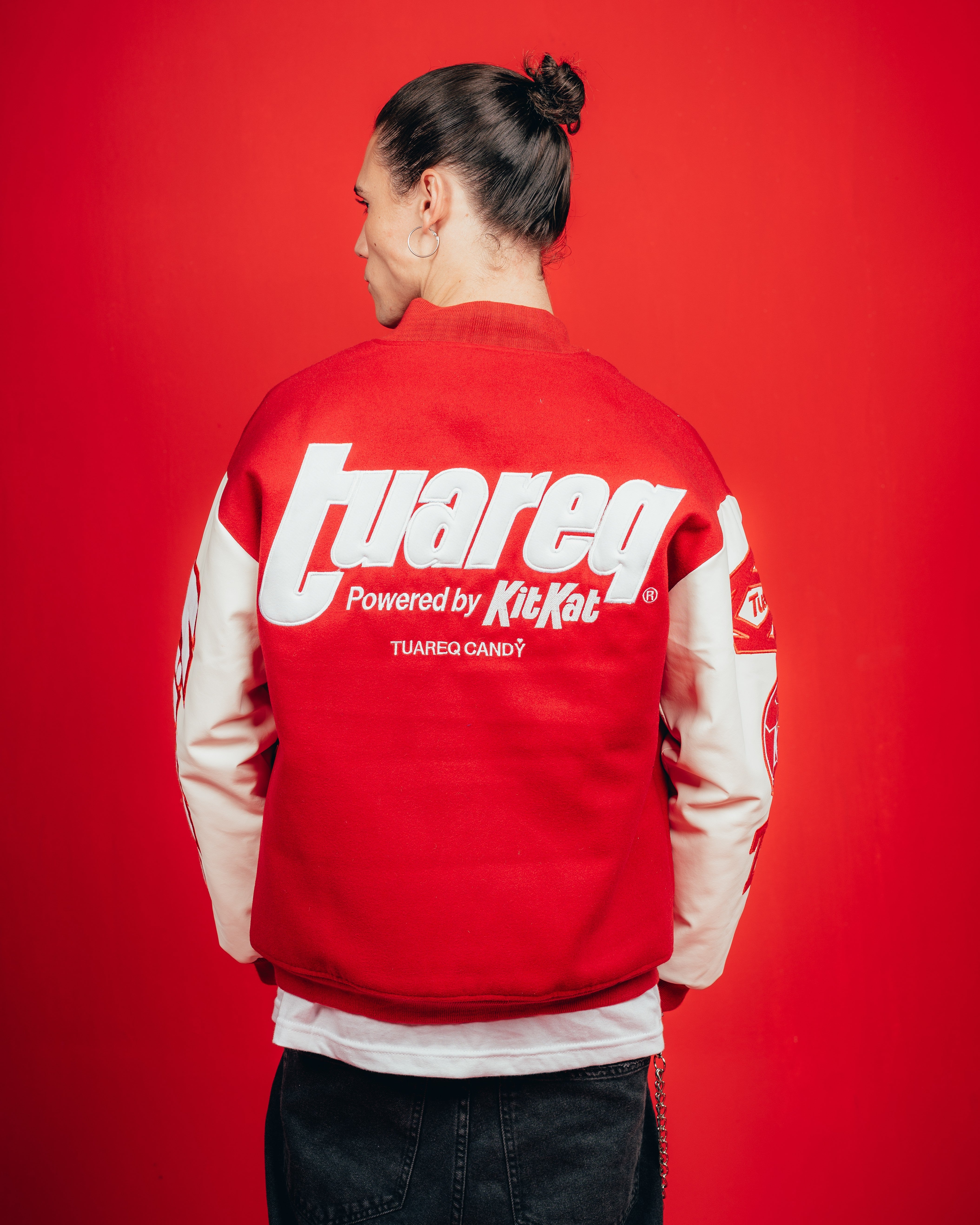 CAMPERA VARSITY CANDY [ KIT KAT ] RED