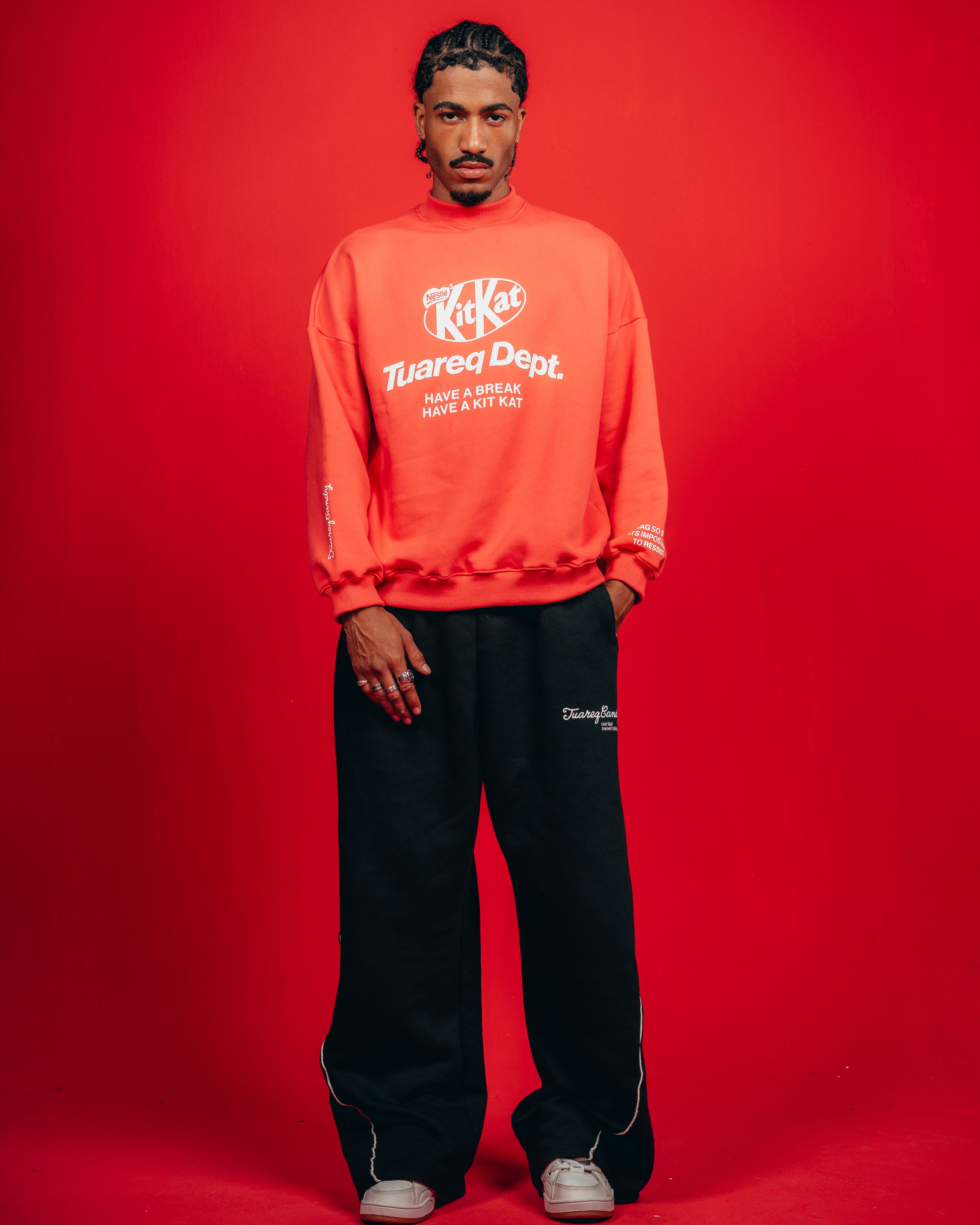 CREWNECK CANDY [ KIT KAT ] RED
