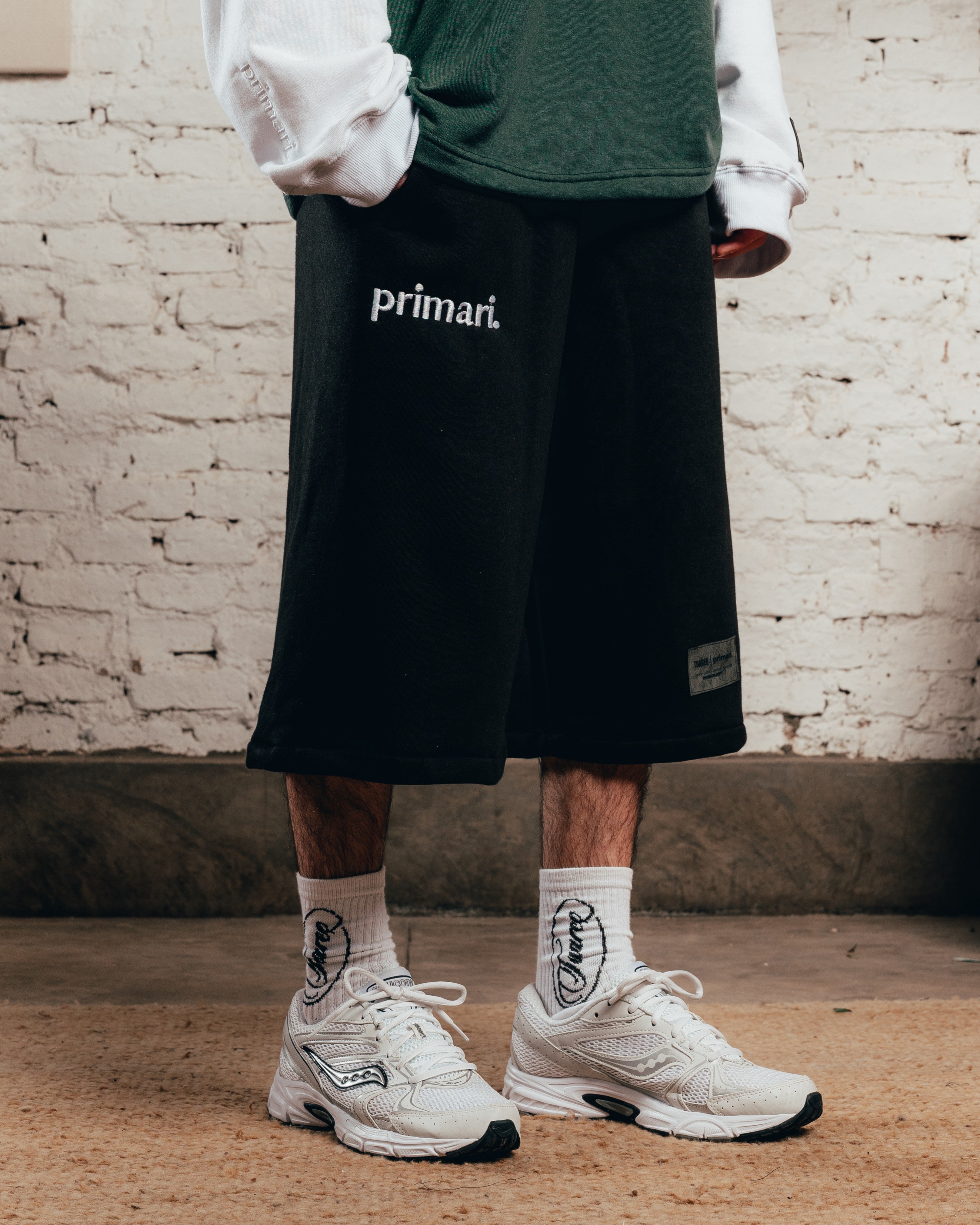 SHORT LARGO ¾ [ PRIMARI ] BLACK