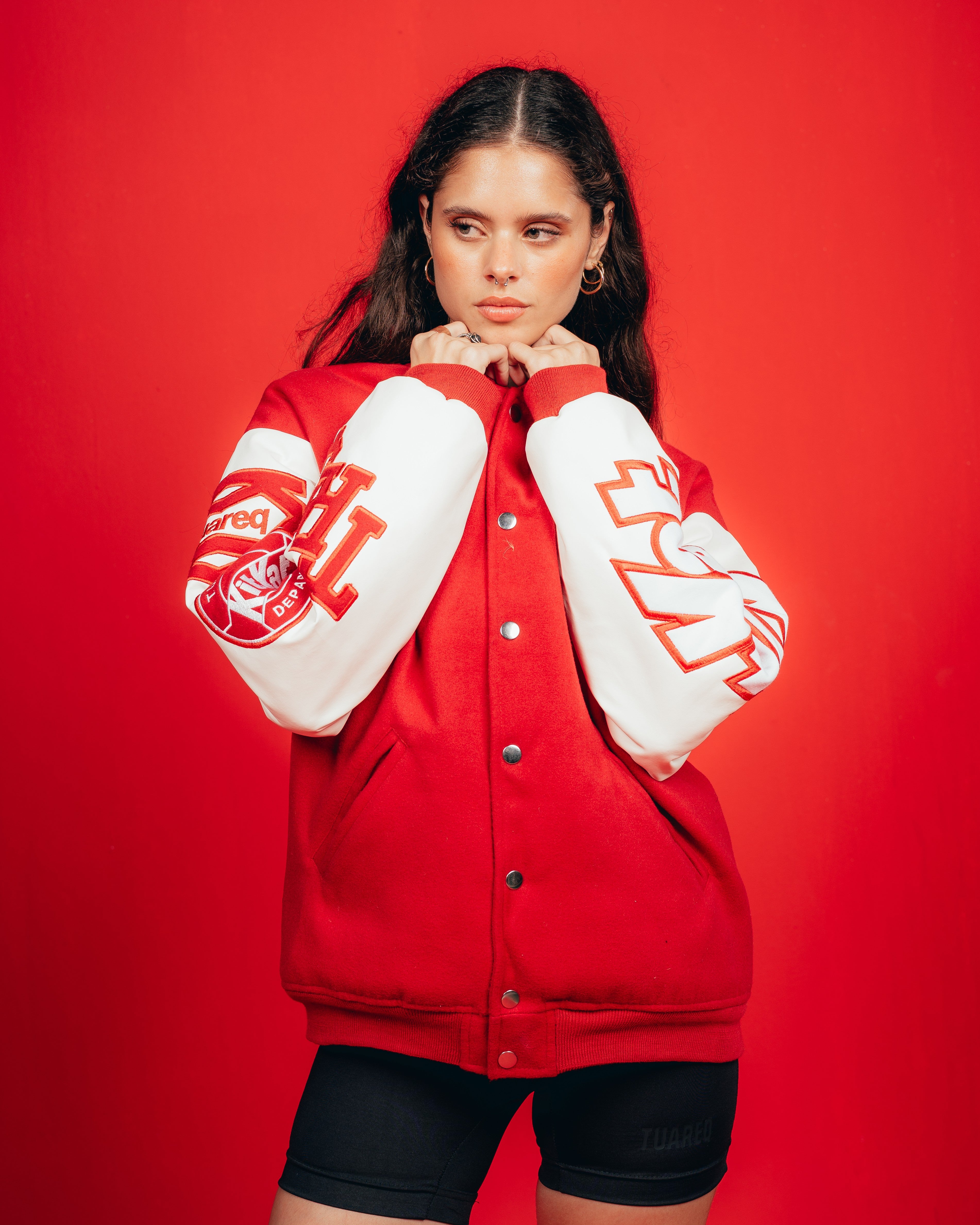 CAMPERA VARSITY CANDY [ KIT KAT ] RED
