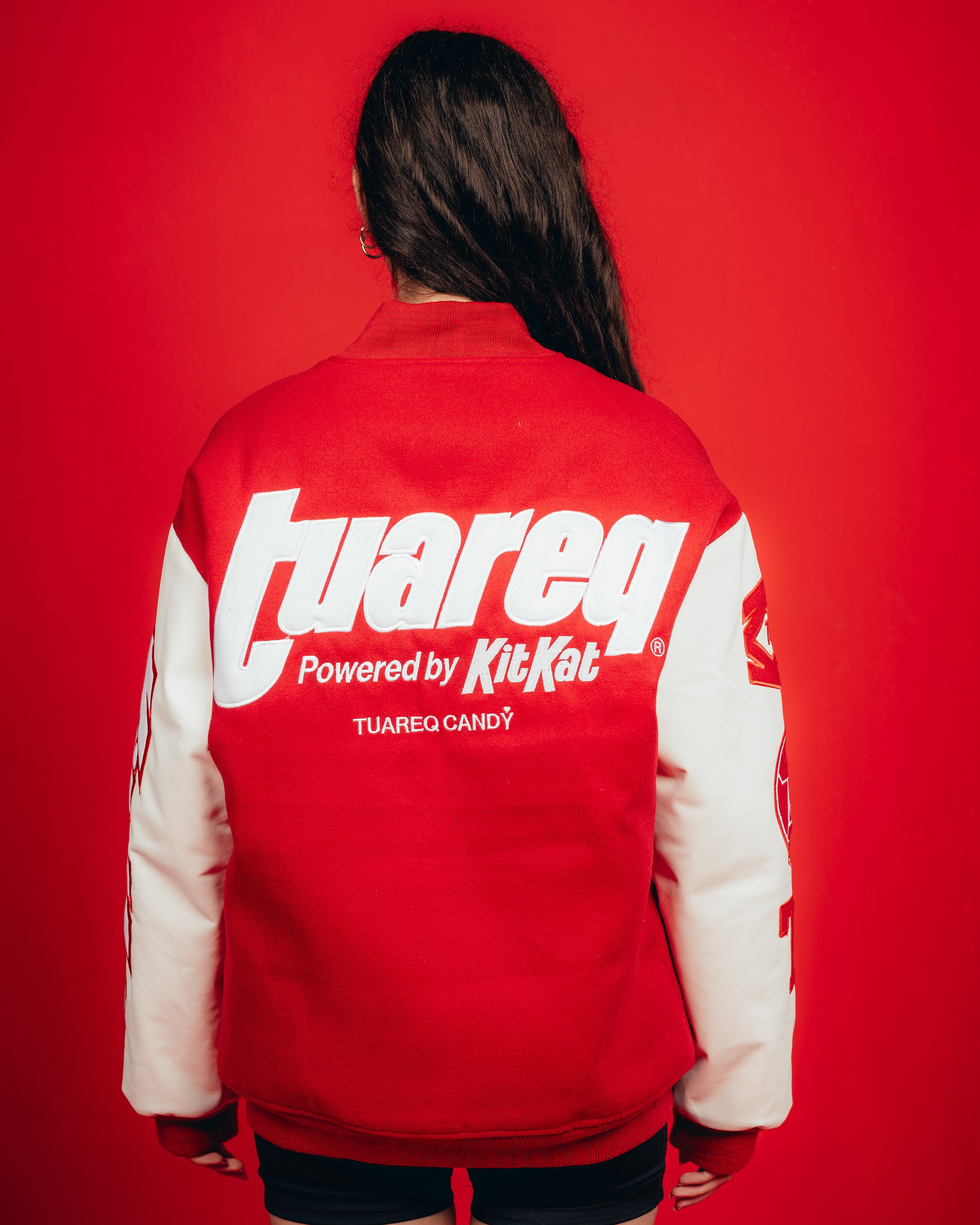 CAMPERA VARSITY CANDY [ KIT KAT ] RED