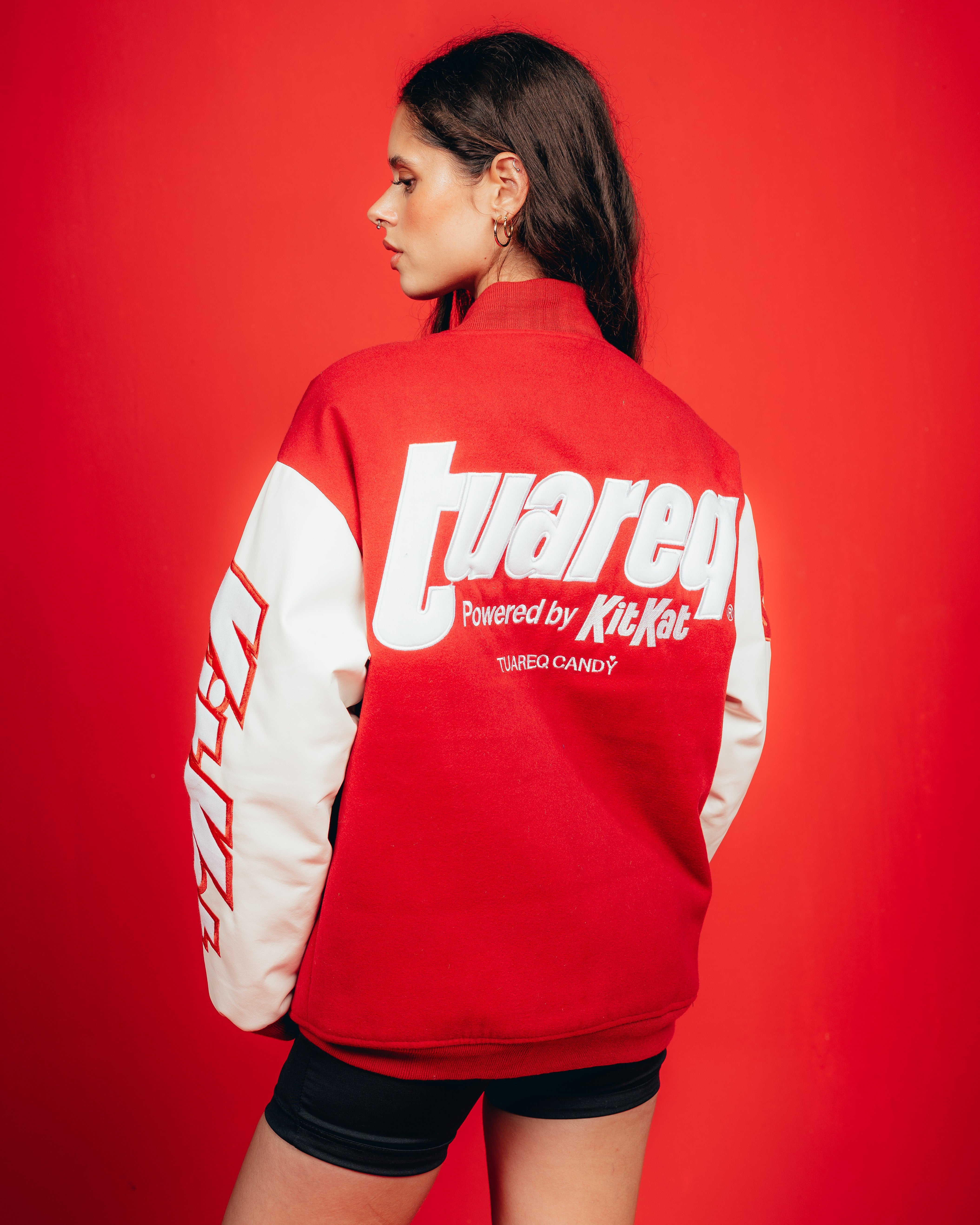 CAMPERA VARSITY CANDY [ KIT KAT ] RED