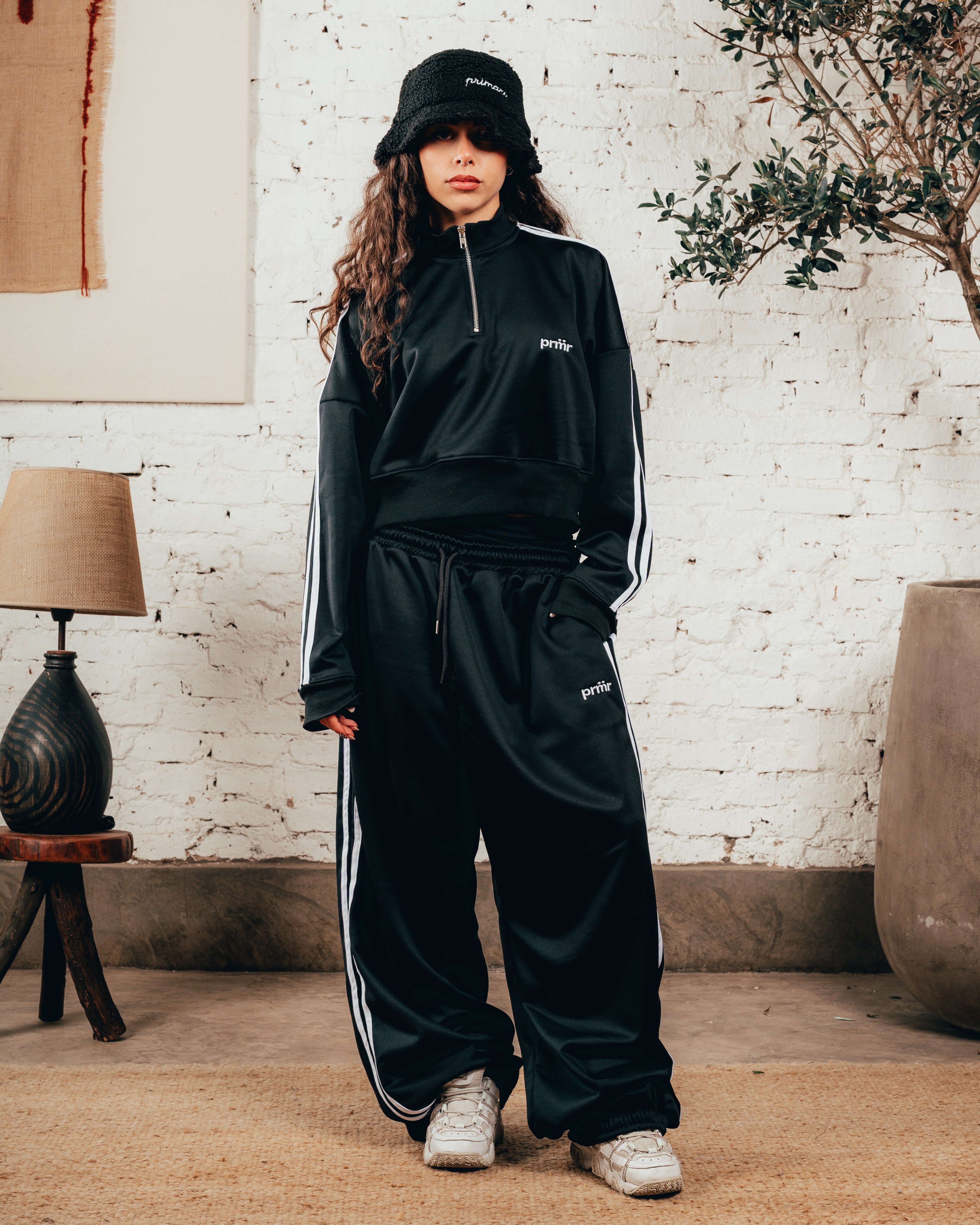 CROP MANGA LARGA [ PRIMARI ] STRIPE BLACK