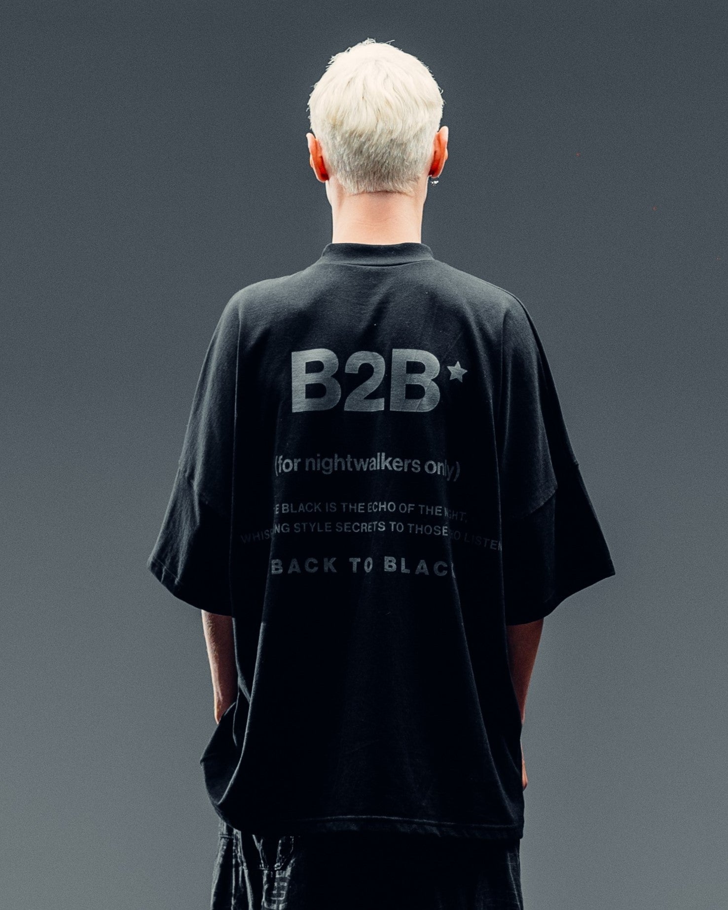 REMERA OVERSIZED [ B2B ] LOGO BLACK