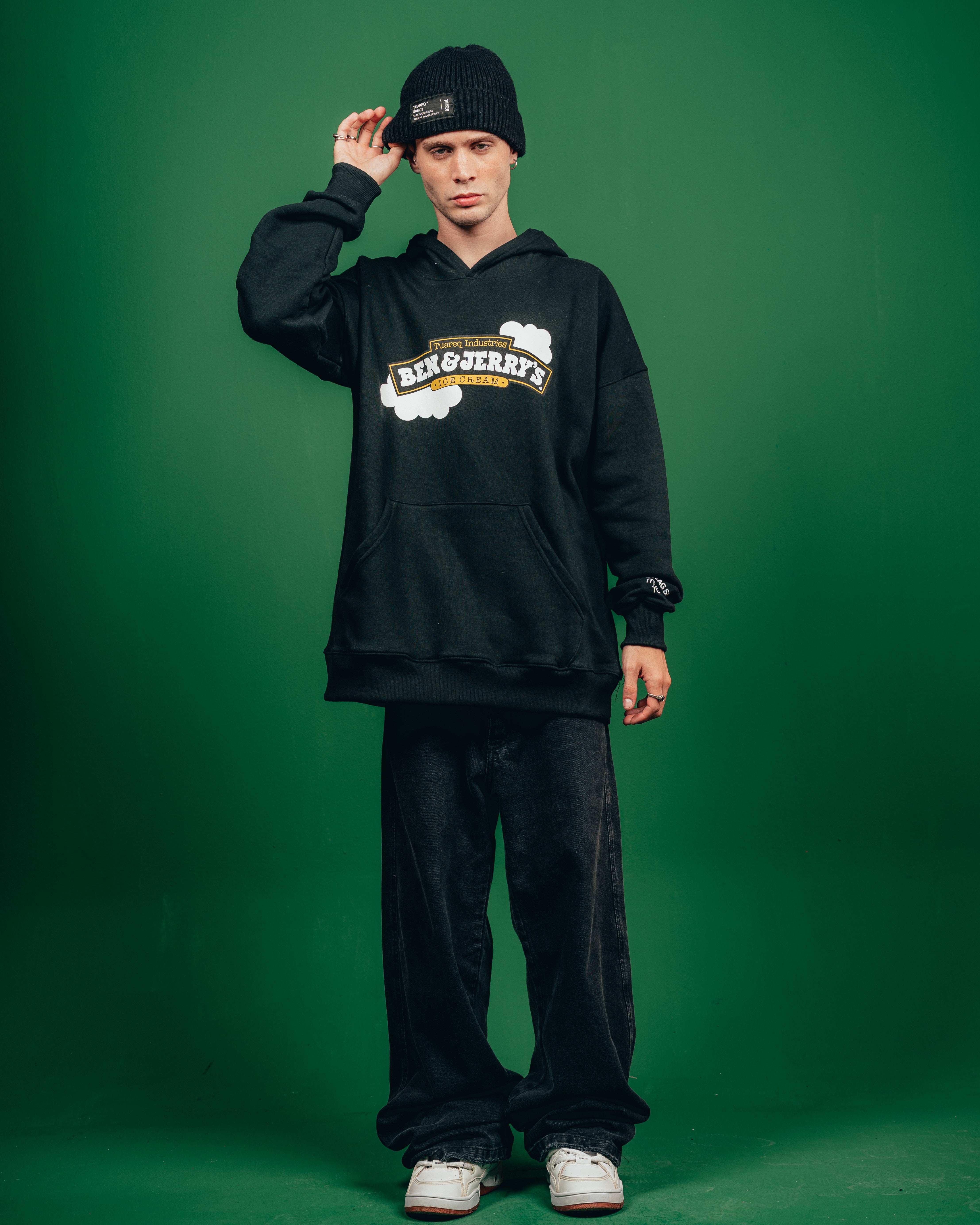 HOODIE PESADO CANDY [ B&J ] CIELITO BLACK