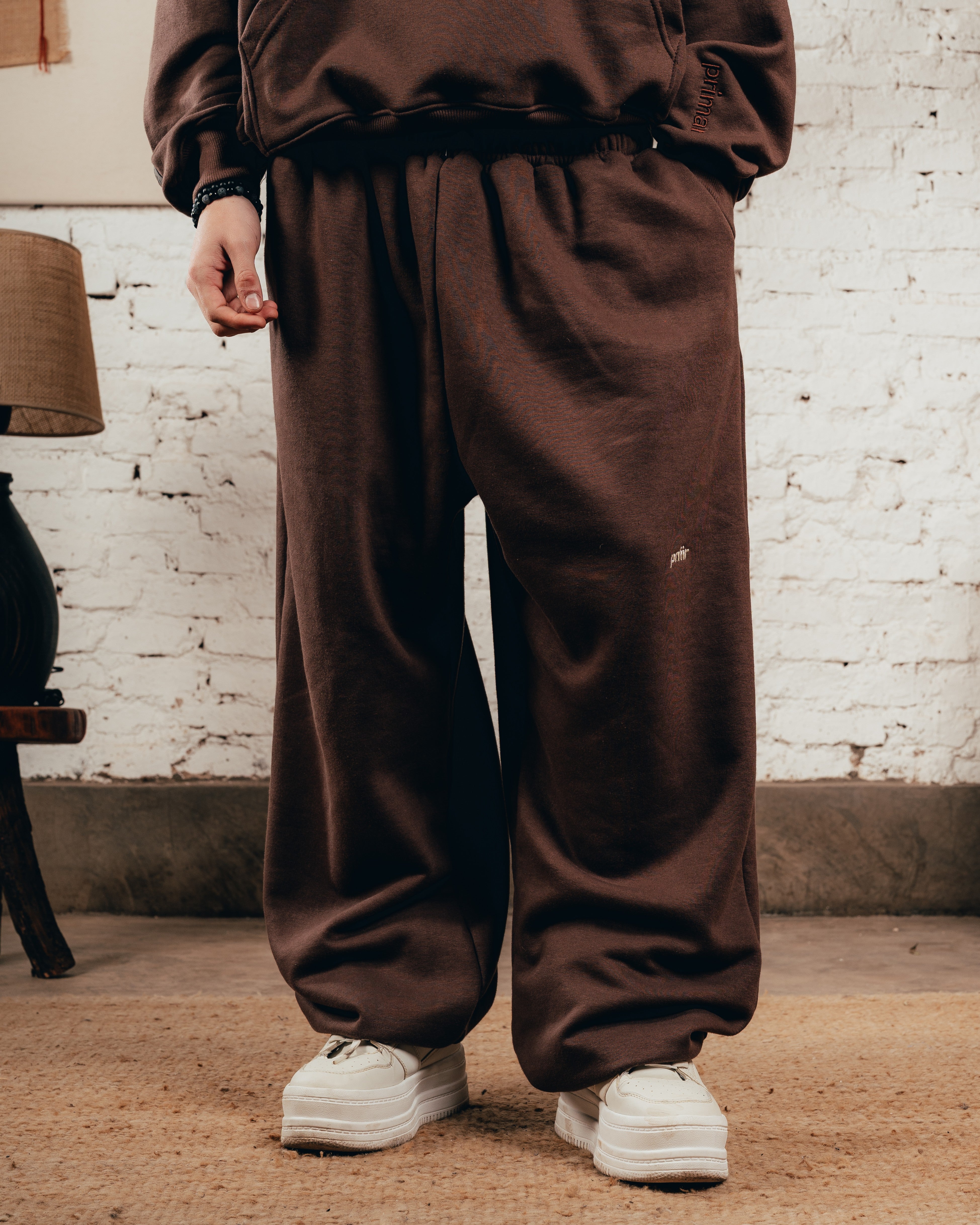 JOGGER PESADO [ PRIMARI ] CHOCOLATE