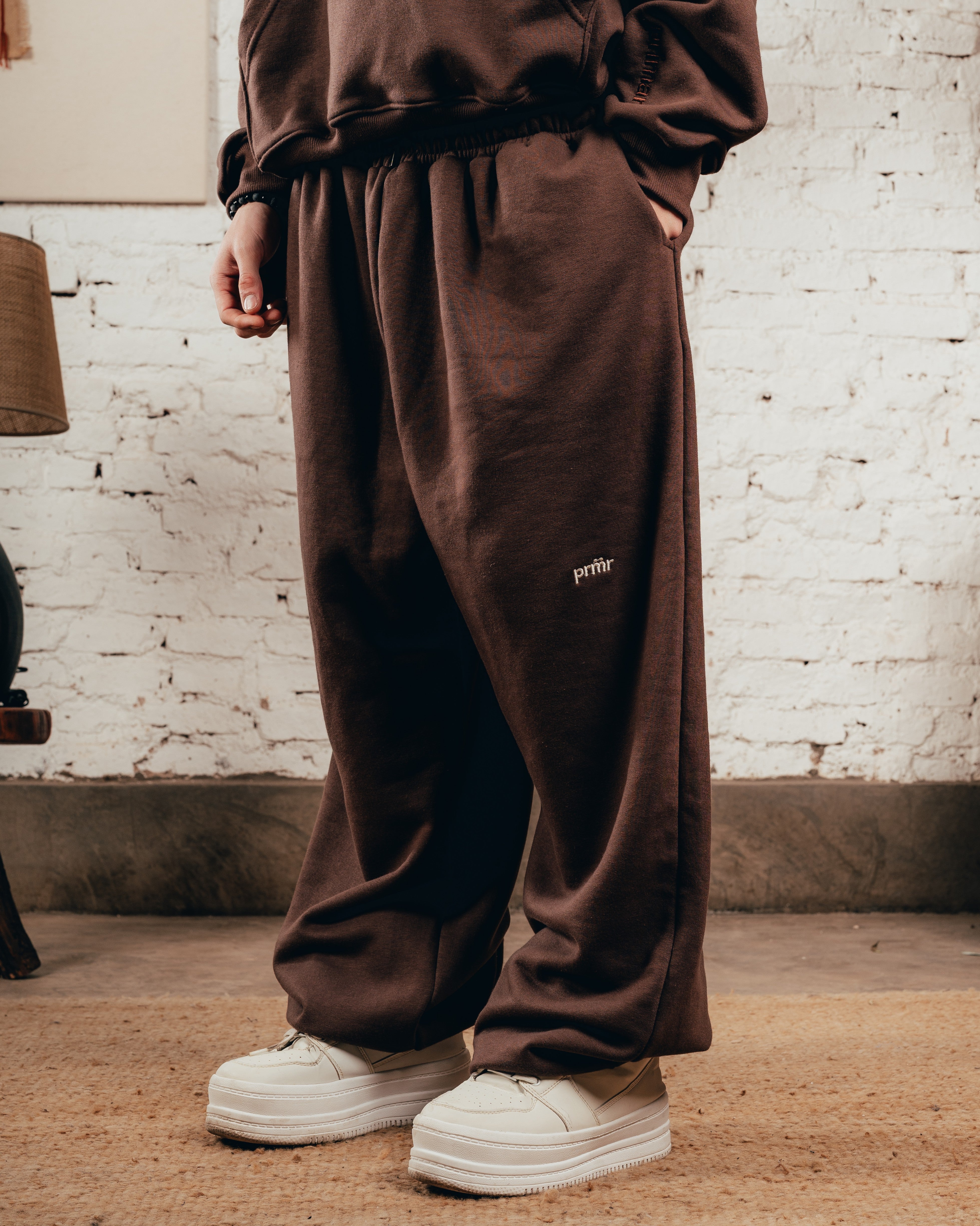 JOGGER PESADO [ PRIMARI ] CHOCOLATE