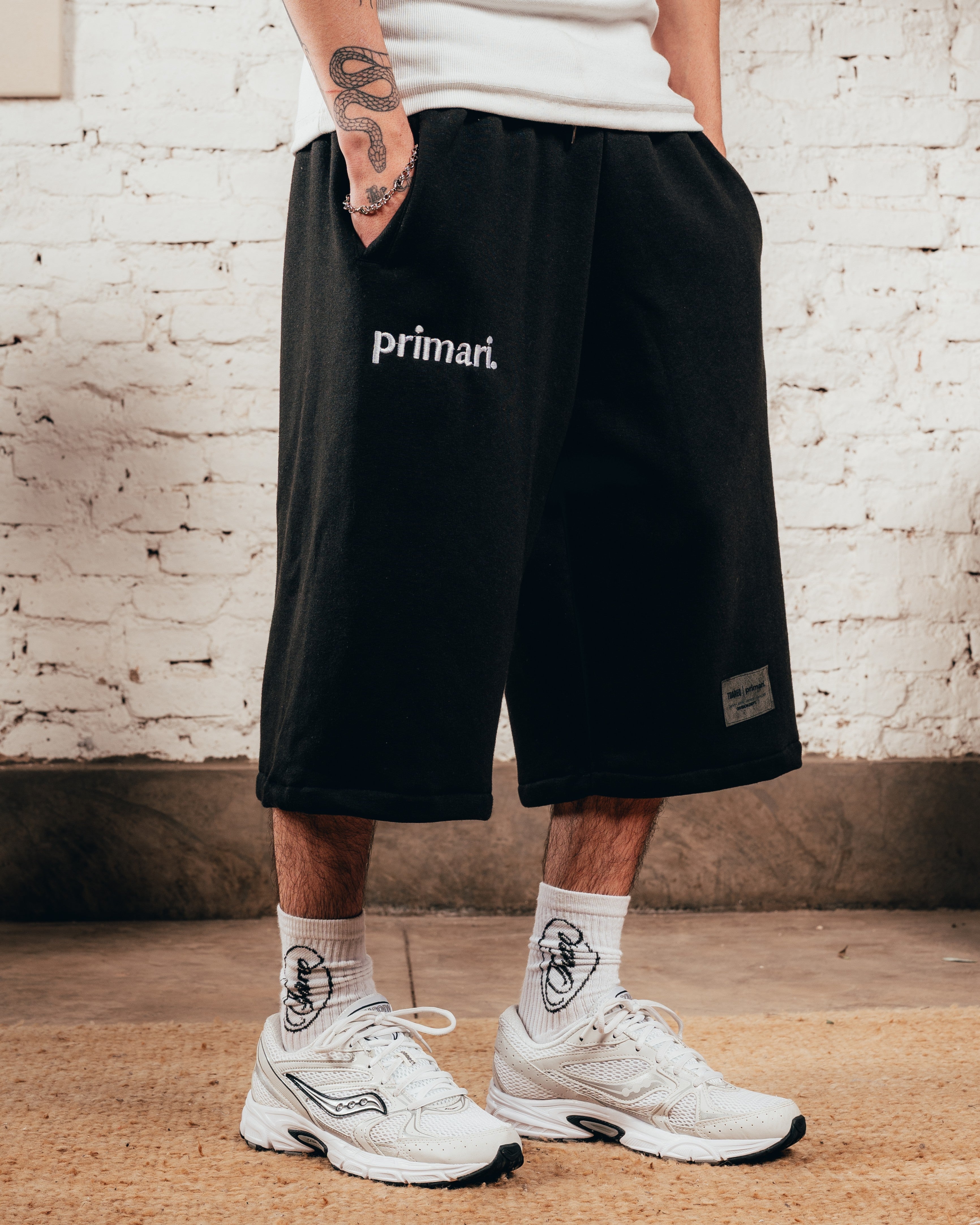 SHORT LARGO ¾ [ PRIMARI ] BLACK