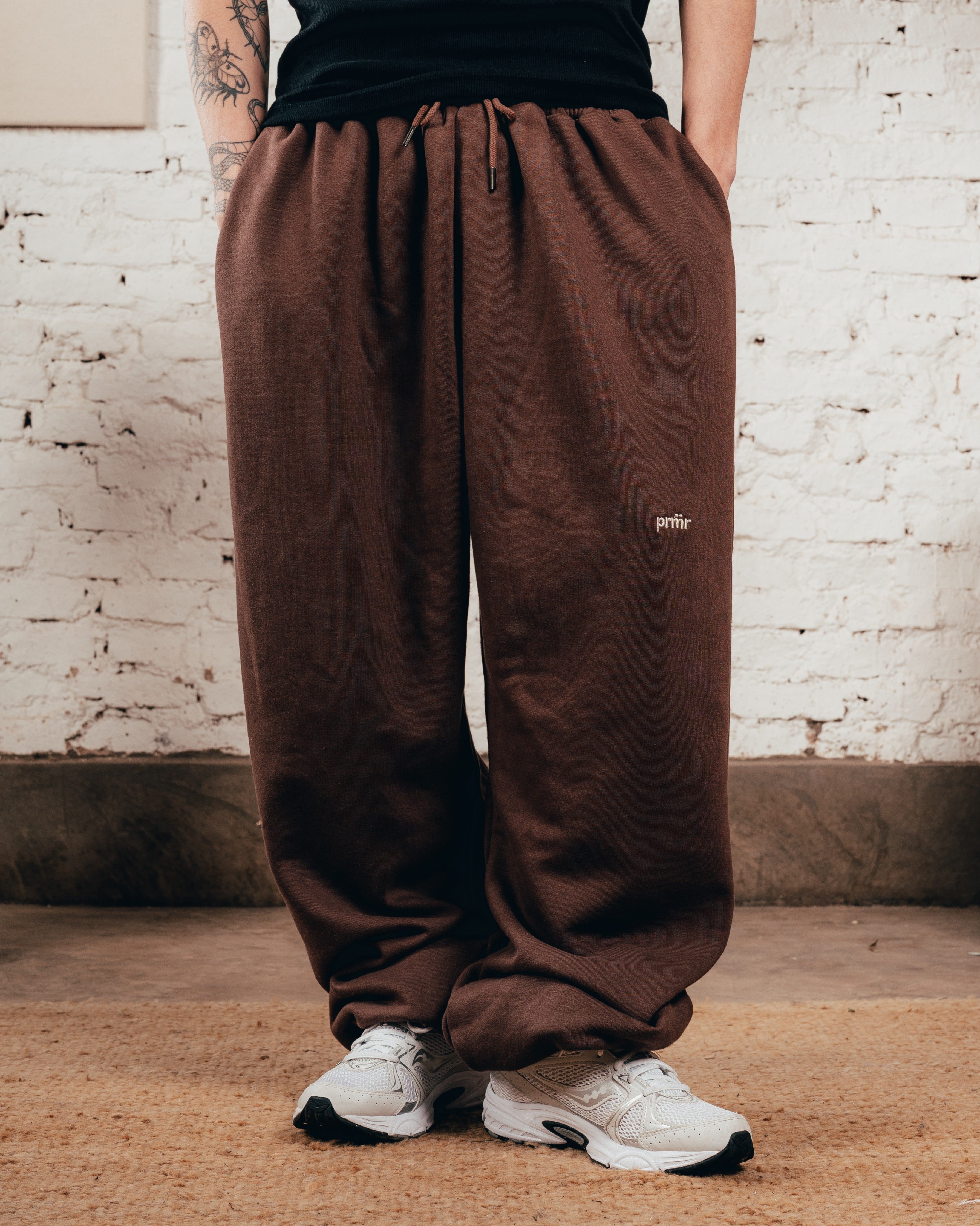 JOGGER PESADO [ PRIMARI ] CHOCOLATE