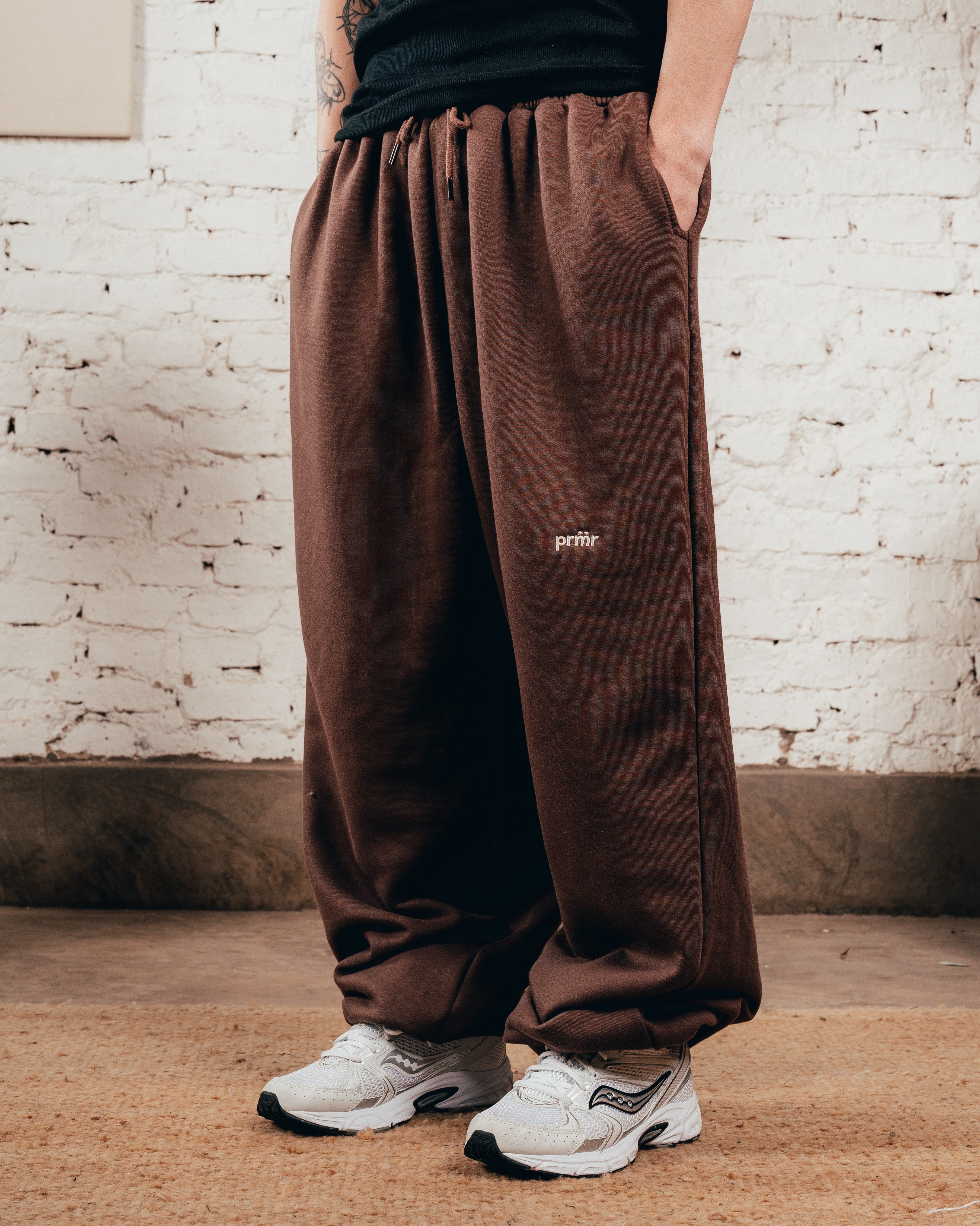 JOGGER PESADO [ PRIMARI ] CHOCOLATE