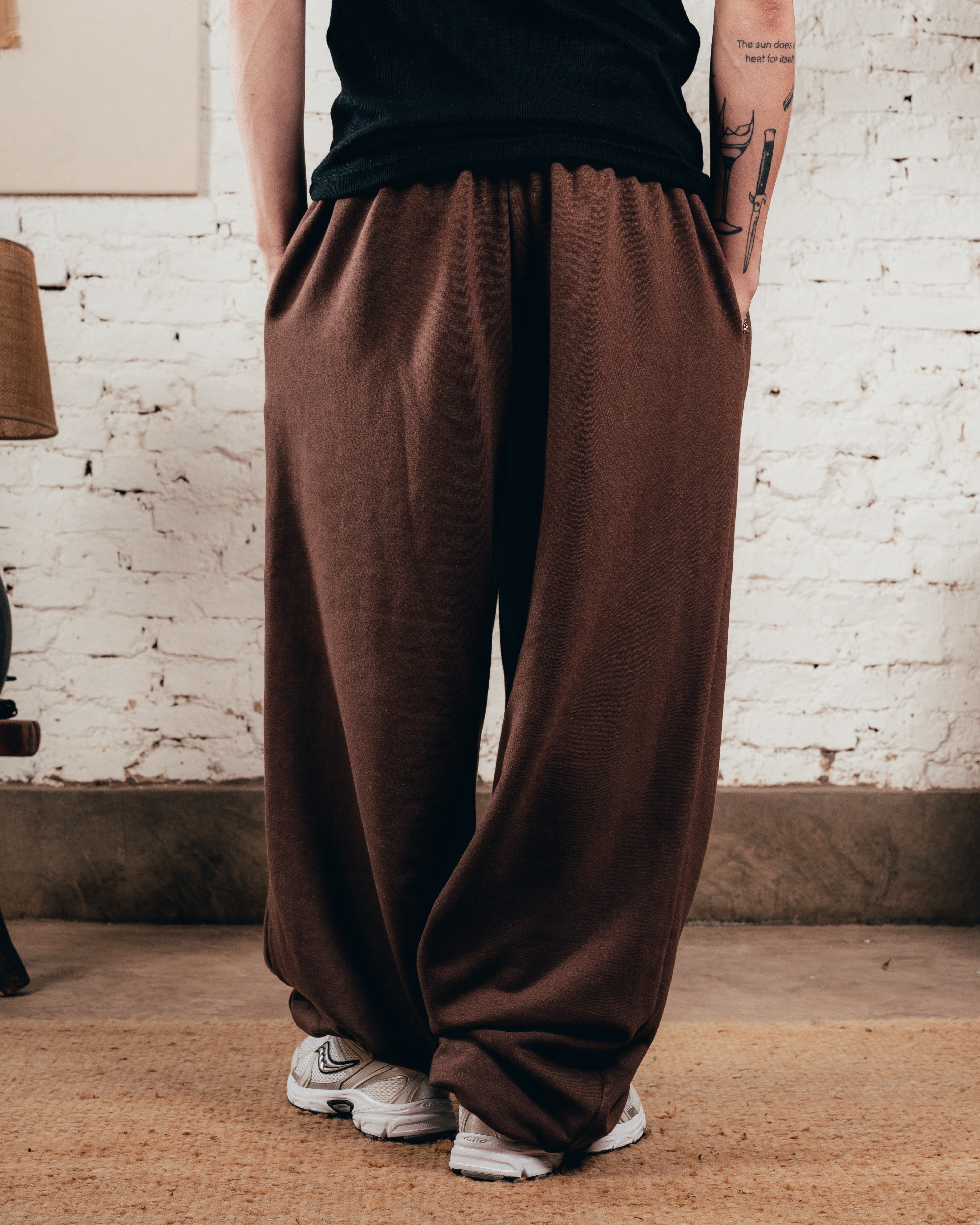 JOGGER PESADO [ PRIMARI ] CHOCOLATE