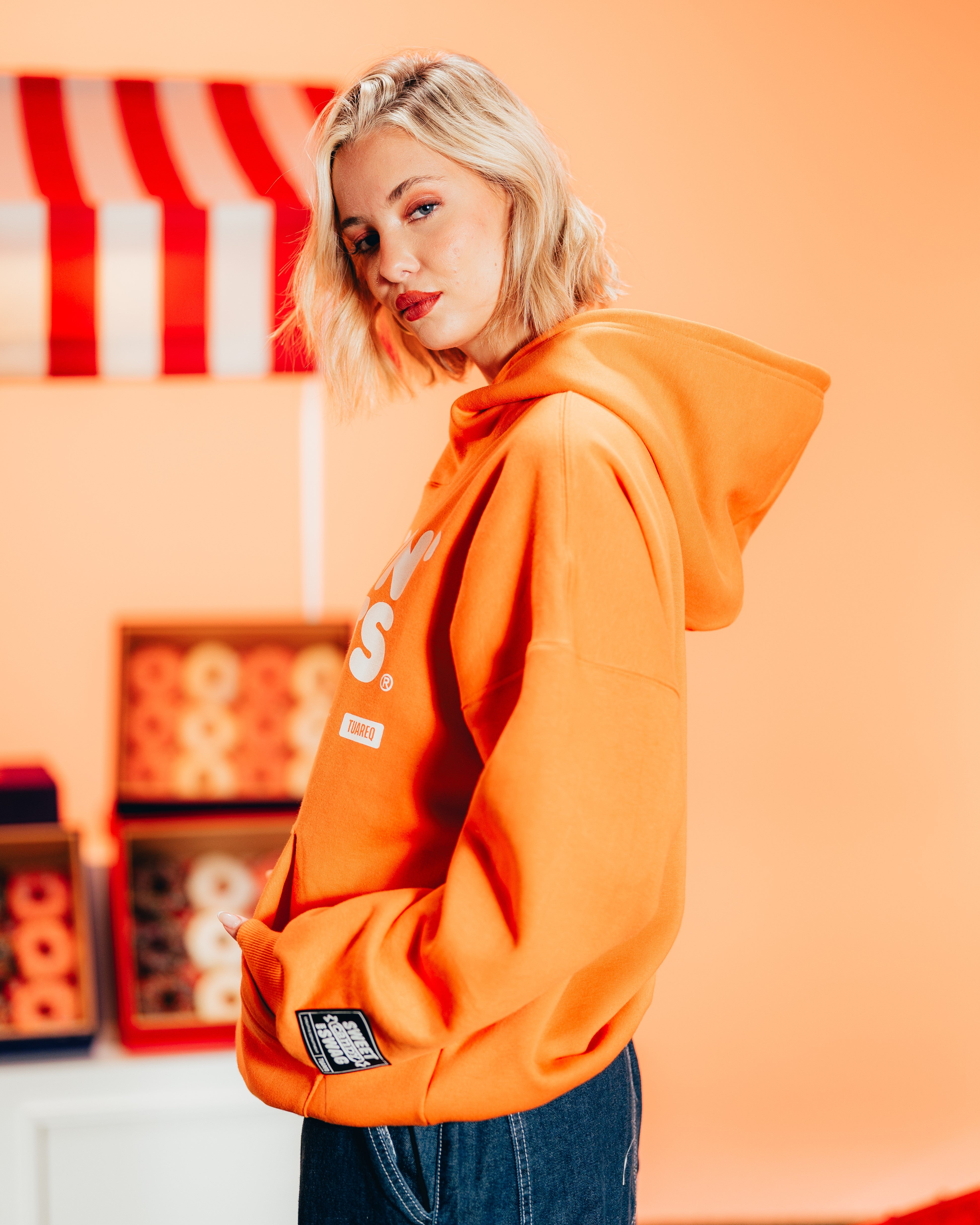 HOODIE PESADO [ DUNKIN DONUTS ] NARANJA