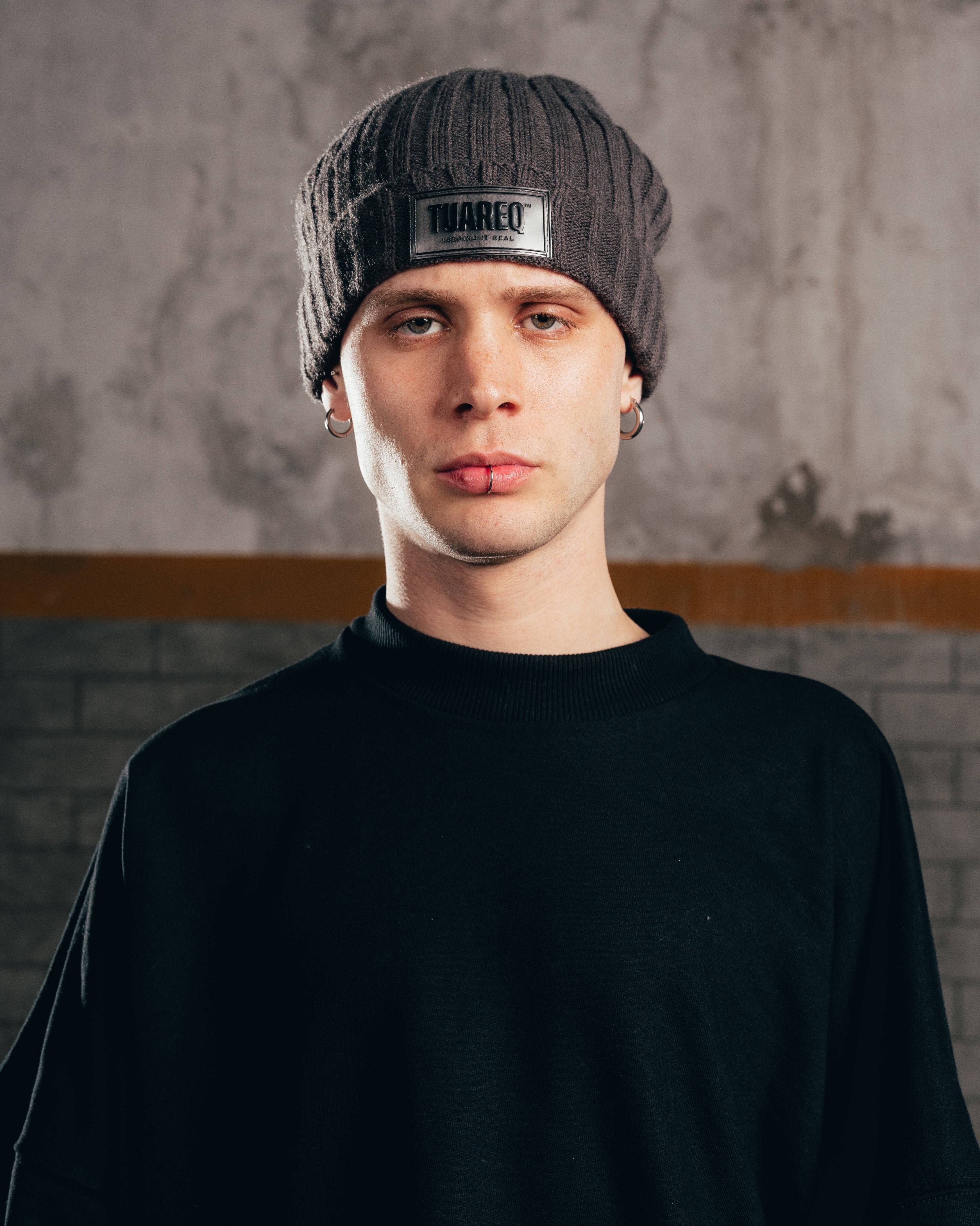 BEANIE [ PRIMARY ] GRIS